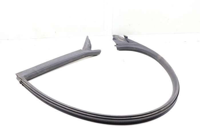 Upper Inner Door Seal / Weather Stripping 8T0845353E main product photo