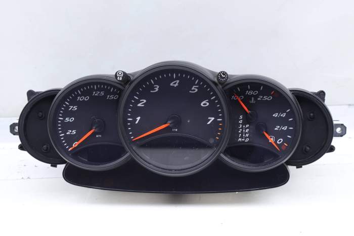 Instrument Cluster / Speedometer 98664110405 main product photo