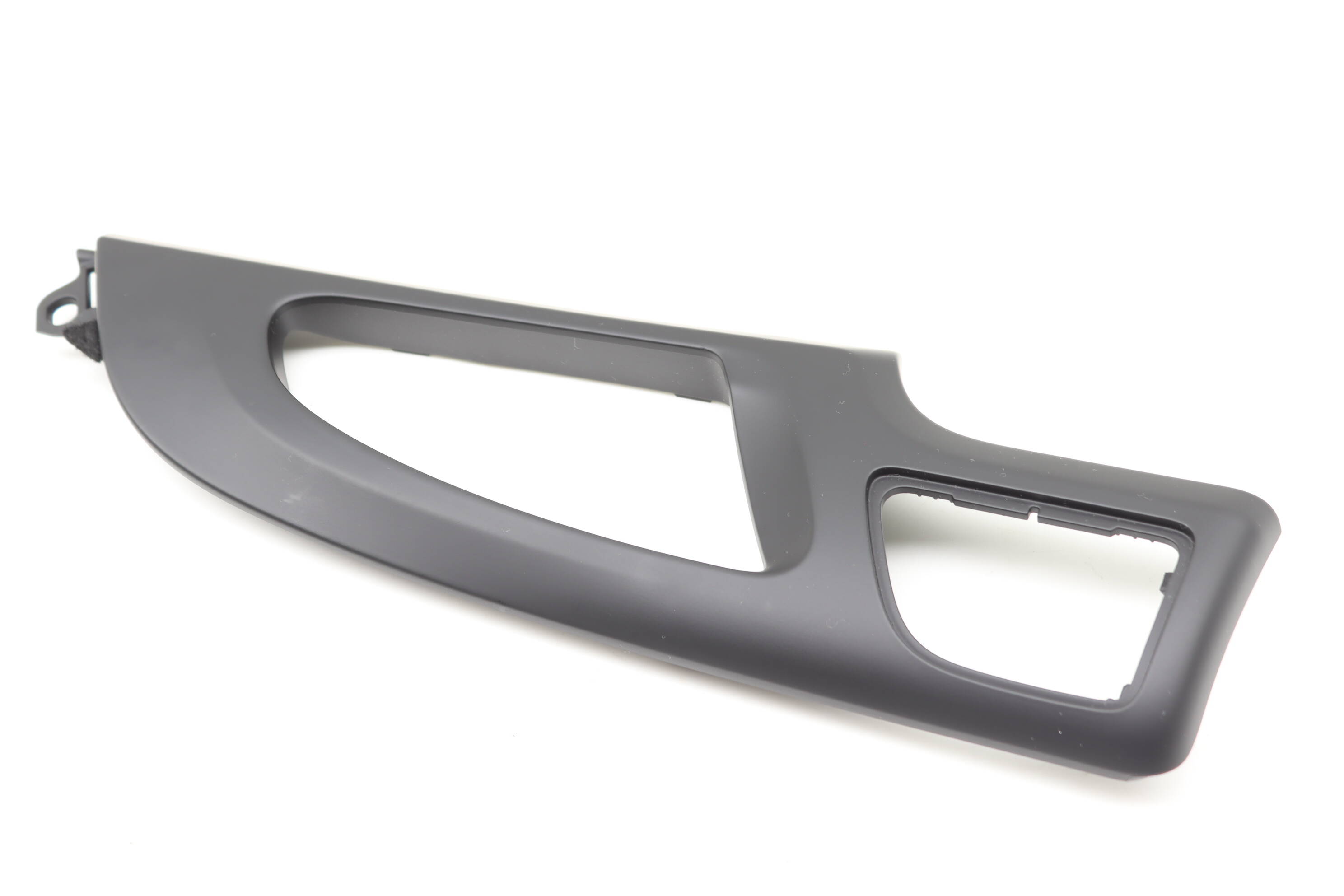 Interior Door Handle Trim 7P5839248 95855534800