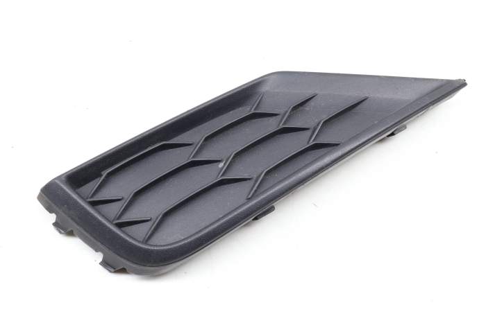 Lower Bumper Grille 5NN853665 main product photo