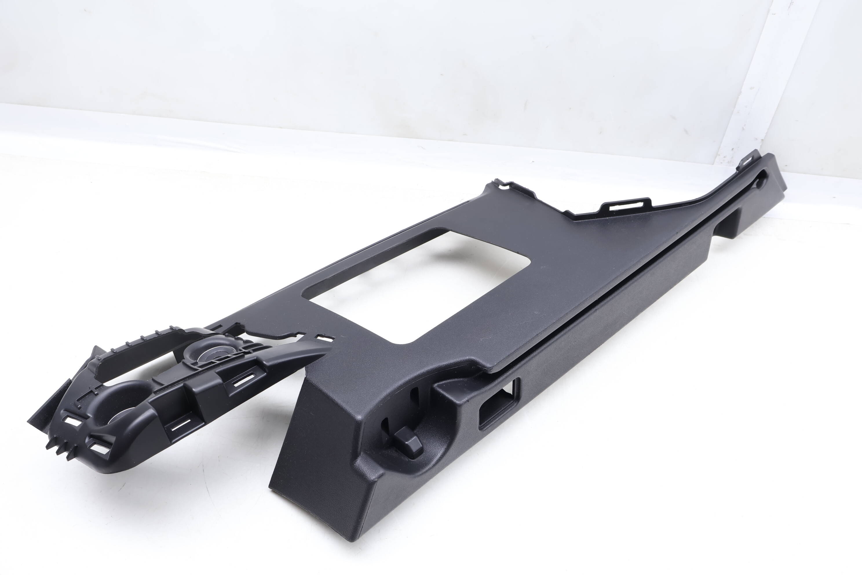 Side Quarter Panel Trim / Molding DK6231012A