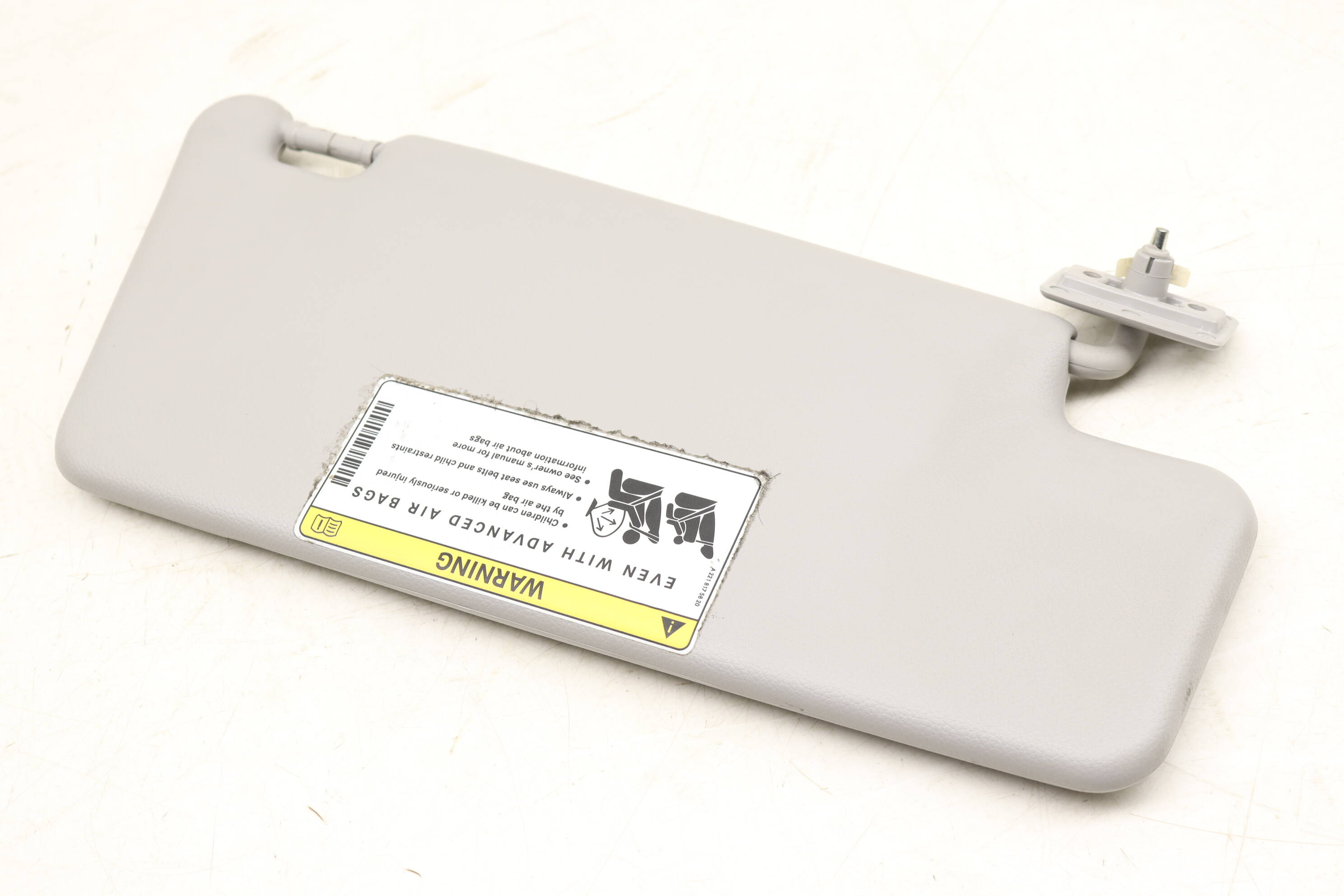 Sun Visor / Mirror 2308101710