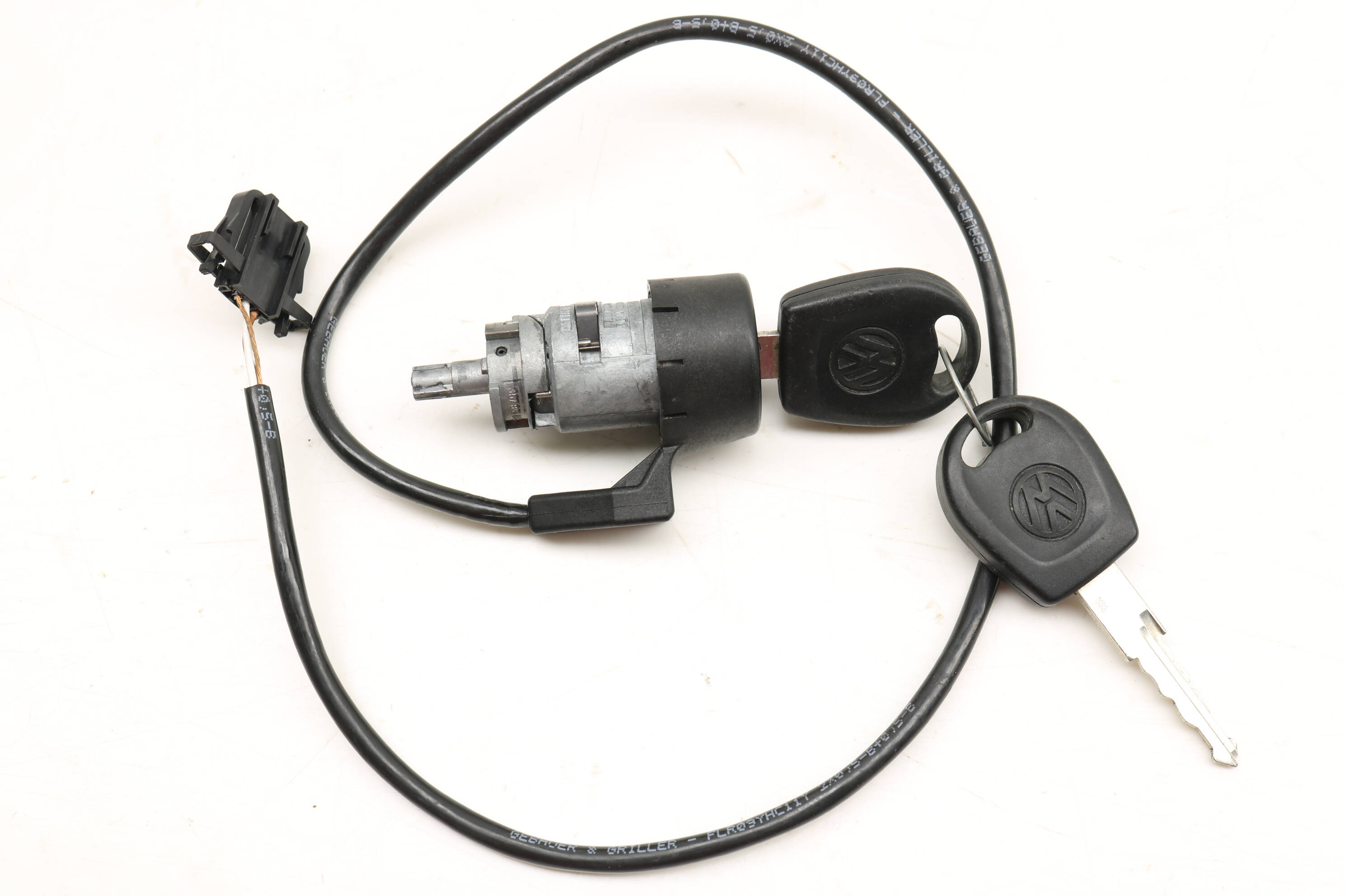 IGNITION SWITCH CYLINDER W/ KEY - VW EUROVAN - 7D0905855