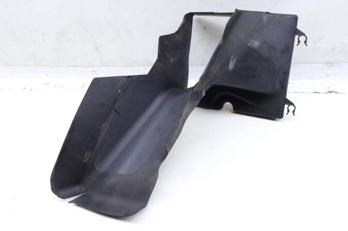 Turbo Intercooler Air Guide / Duct 8E0117336N main product photo
