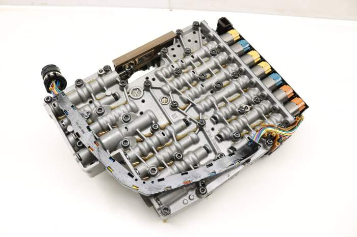 Transmission Valve Body / Mechatronic 8K0927158H main product photo