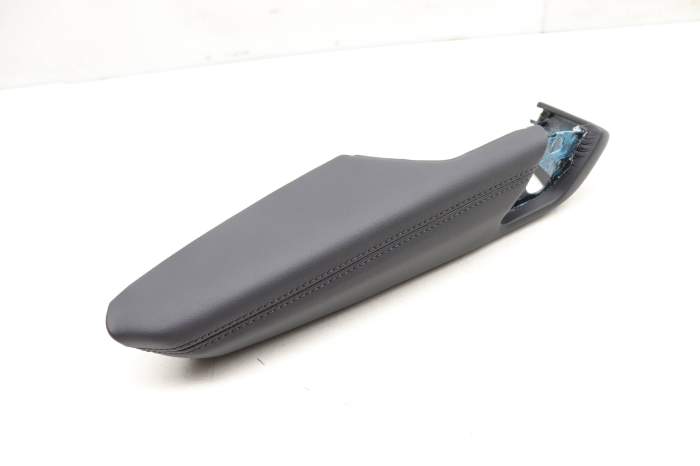 Door Panel Armrest / Arm Rest 80A867373A main product photo
