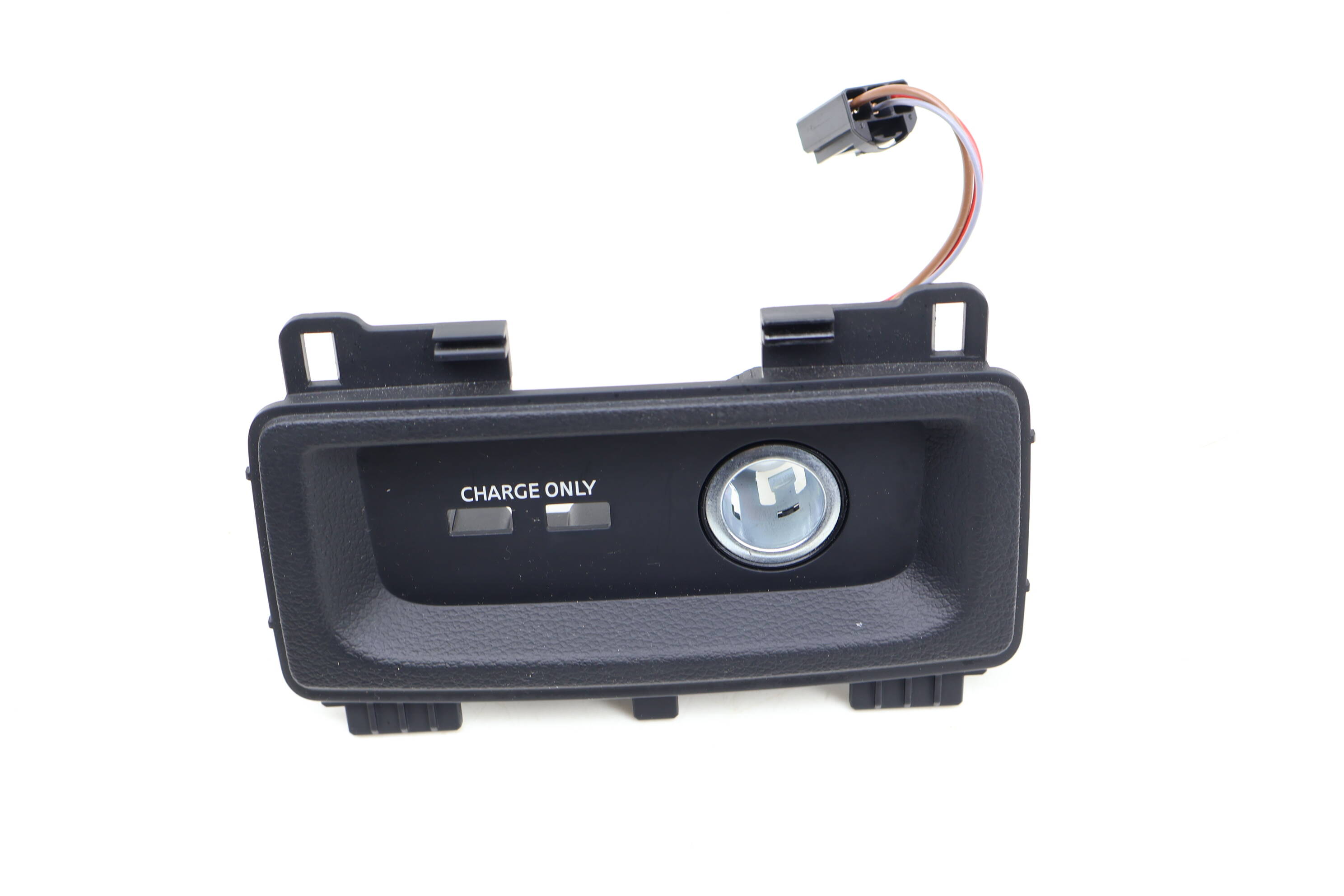 Center Console Power Outlet / Trim 8W0863324A