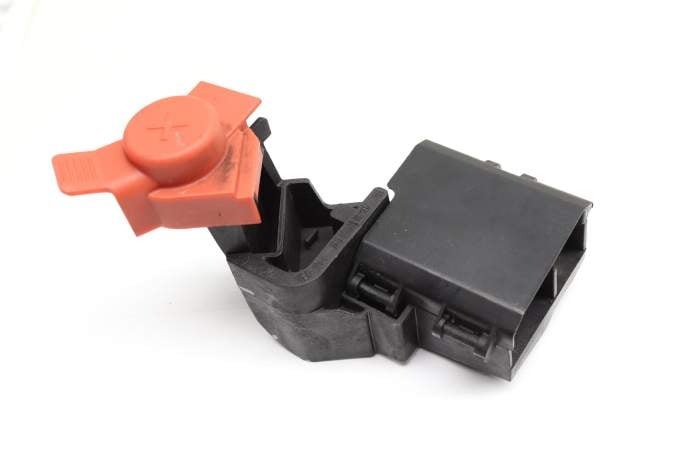 Positive Battery Terminal / Junction Box 61139367807 main product photo