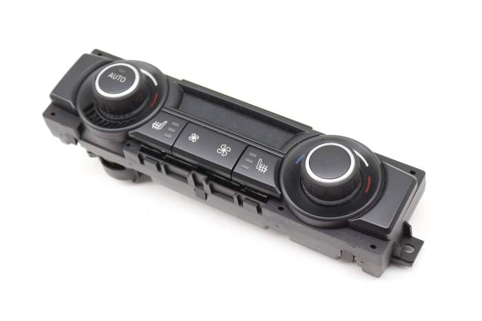 Ac Climate / Temp Control Unit 64119215515 main product photo