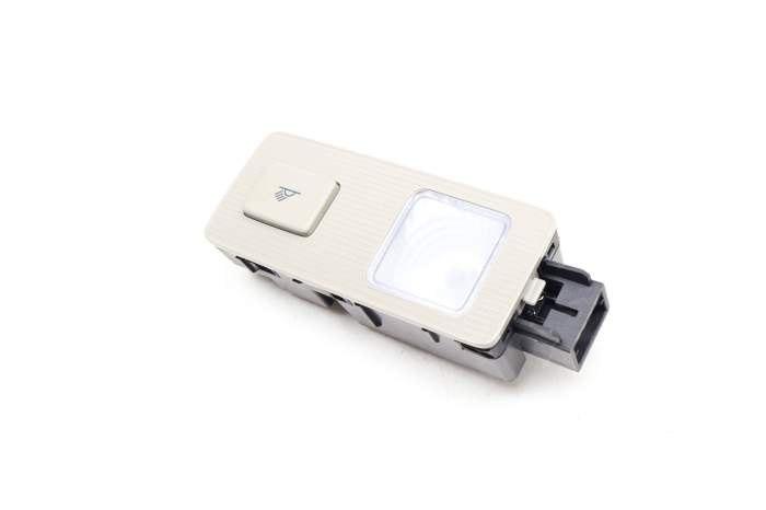 Dome Reading Light 3CN947291A main product photo