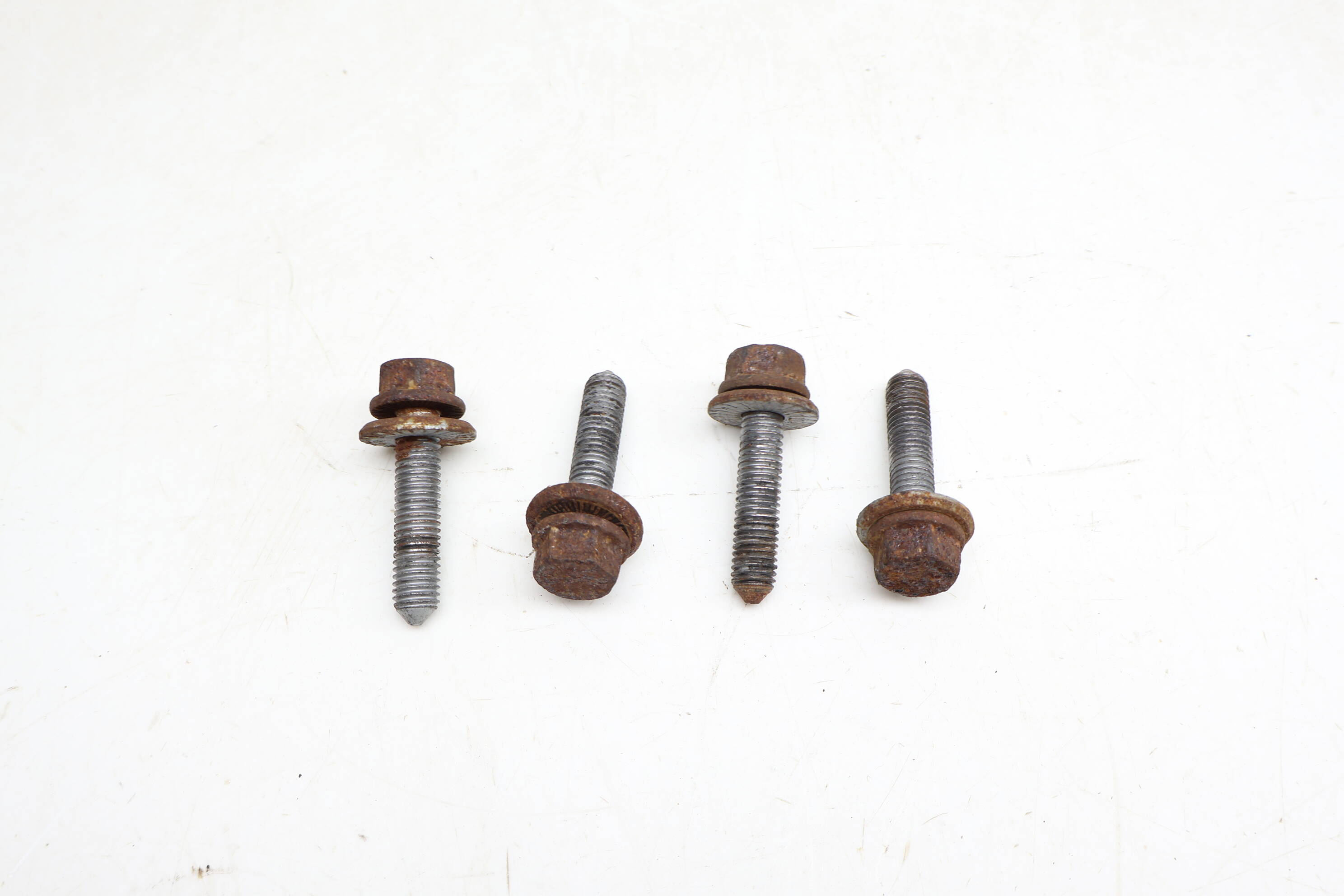 M10x45 Screw / Bolt Set (4) N91173001