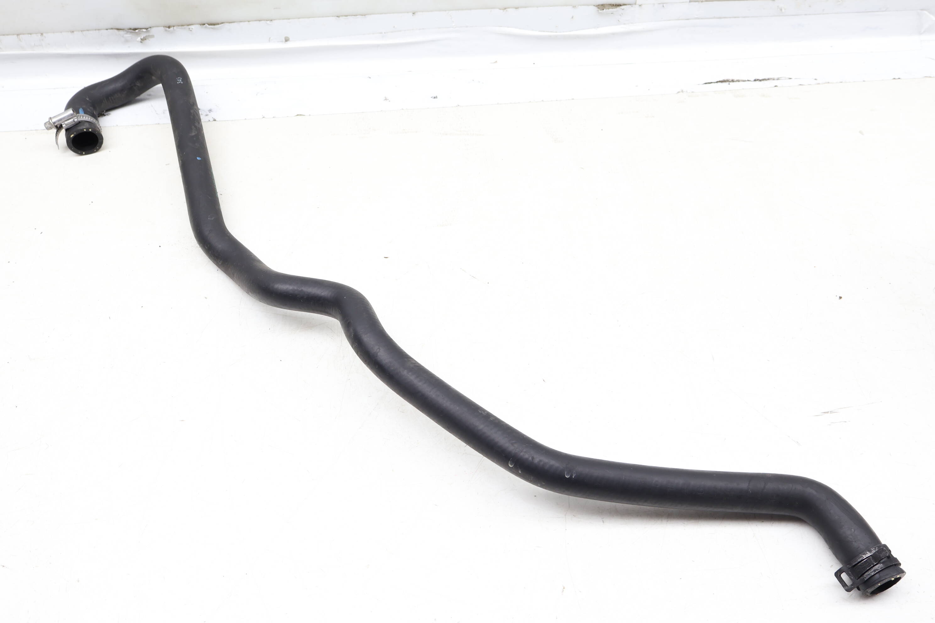 Heater Valve Coolant Hose / Line (Supply) 64119124731