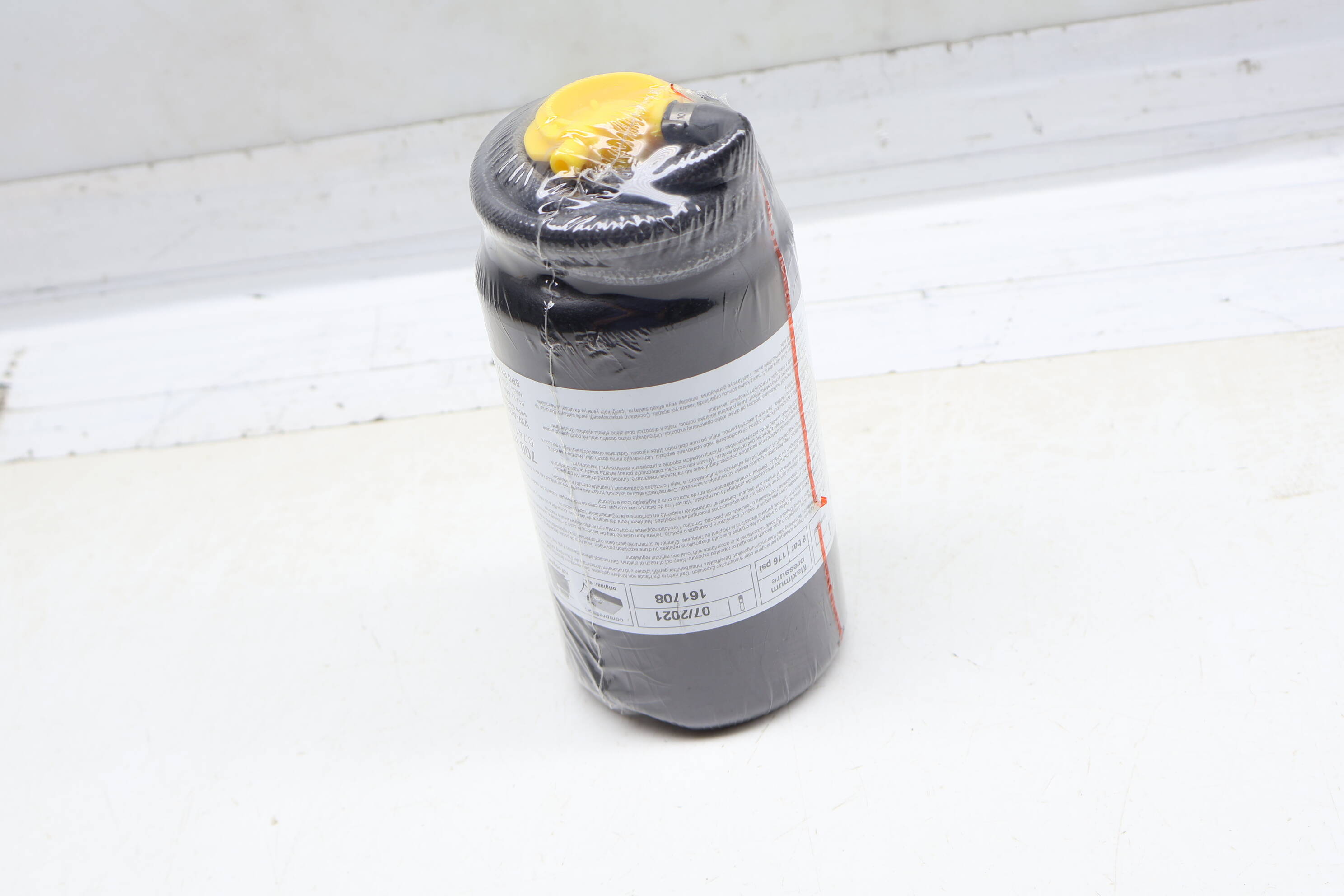 Flat Tire Sealant Canister 8P0012619A