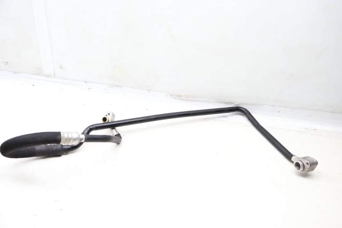 Lower Low Pressure Ac Line / Hose / Pipe 8E0260707BD main product photo