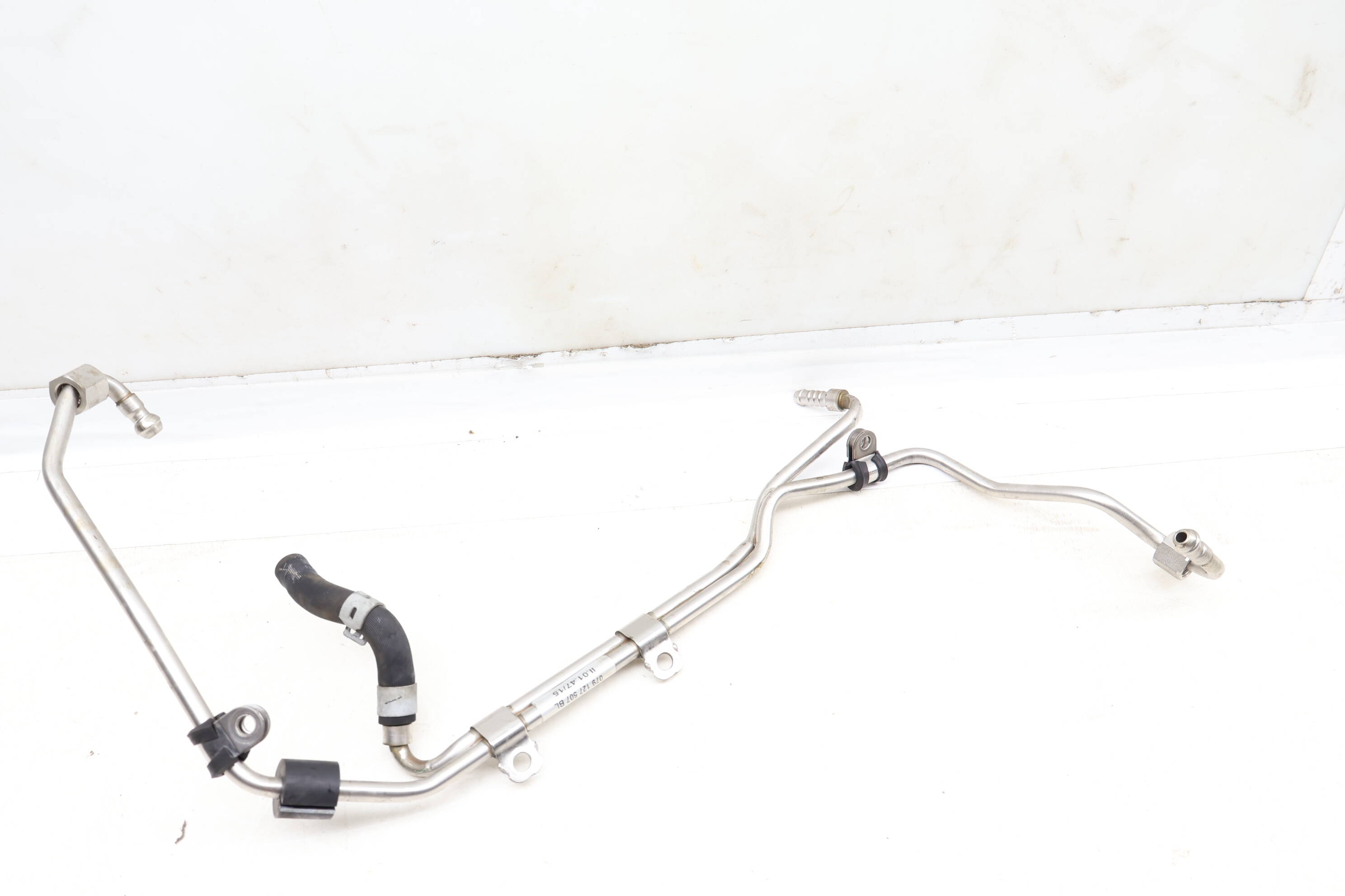 Fuel&#x20;Line&#x20;&#x2F;&#x20;Pipe&#x20;079127507BL