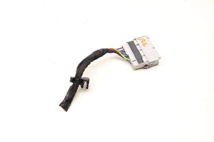 Door Wiring Harness Connector / Pigtail (19-Pin) 4M0937722 main product photo