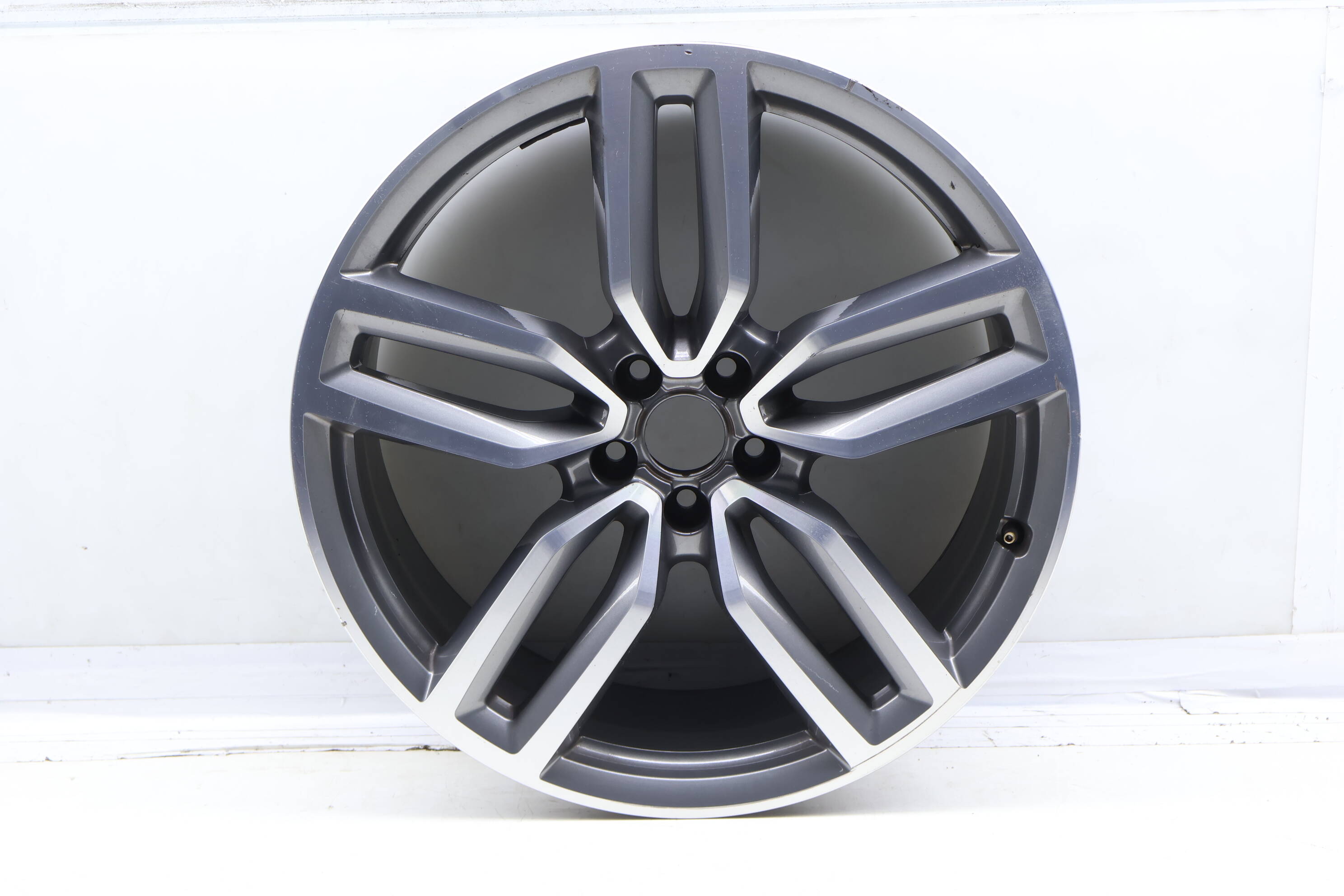21" Inch Alloy Rim / Wheel 8R0601025AM