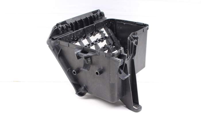 Lower Ecu Cover / Box 4E1937118 main product photo