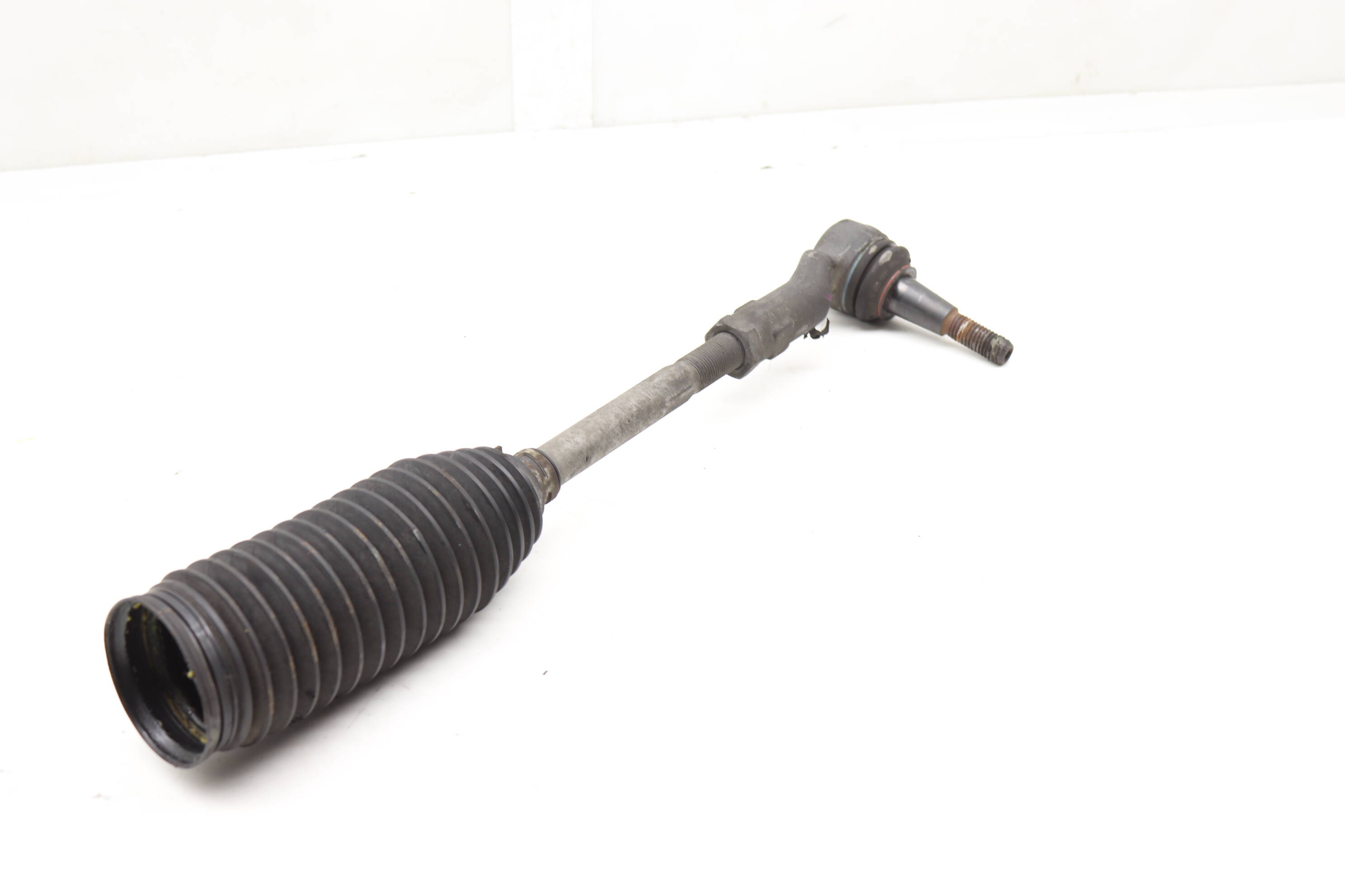 Steering&#x20;Tie&#x20;Rod&#x20;W&#x2F;&#x20;Boot&#x20;LR026267