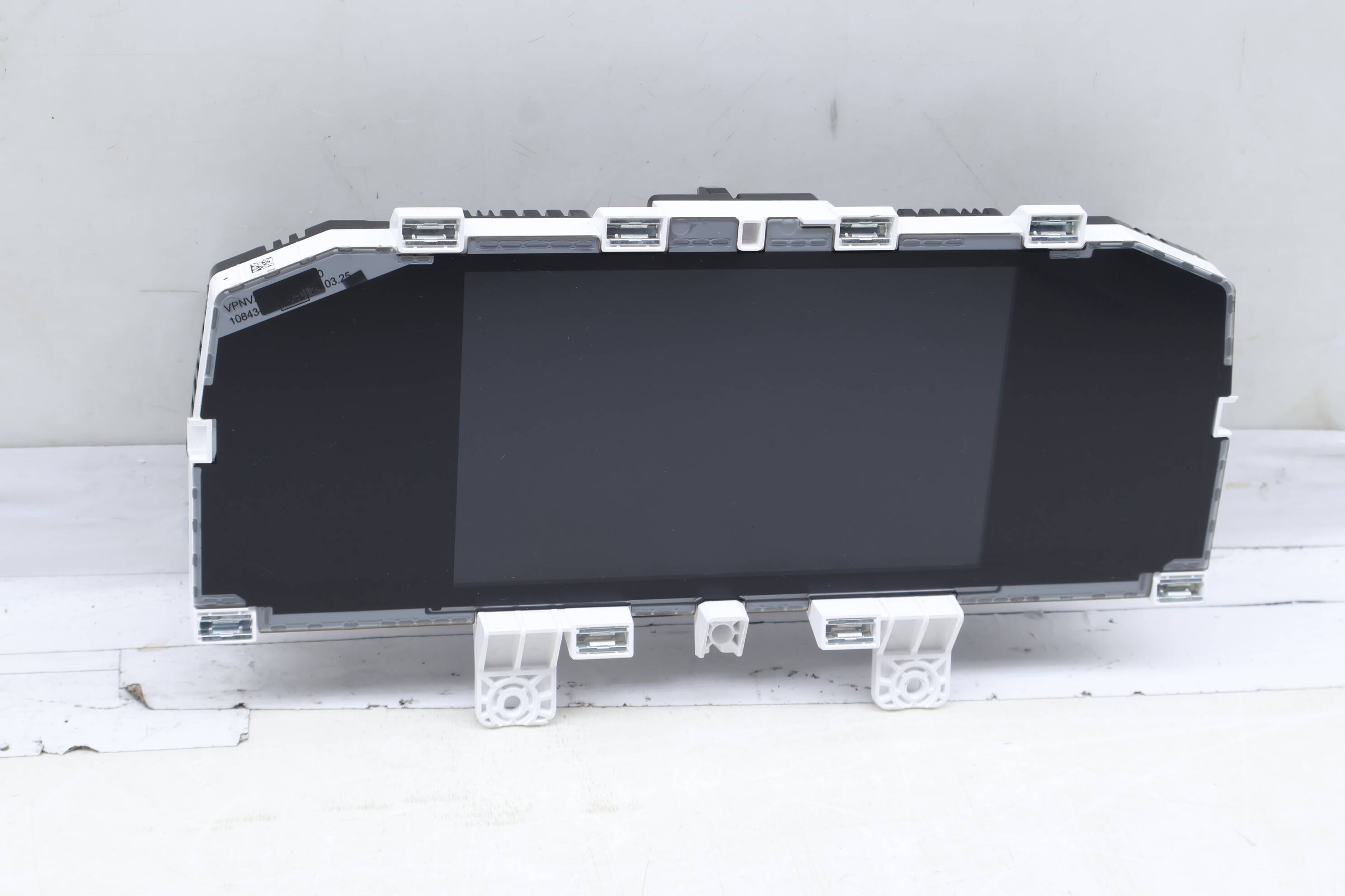 Instrument Cluster / Speedometer 2GJ920410D