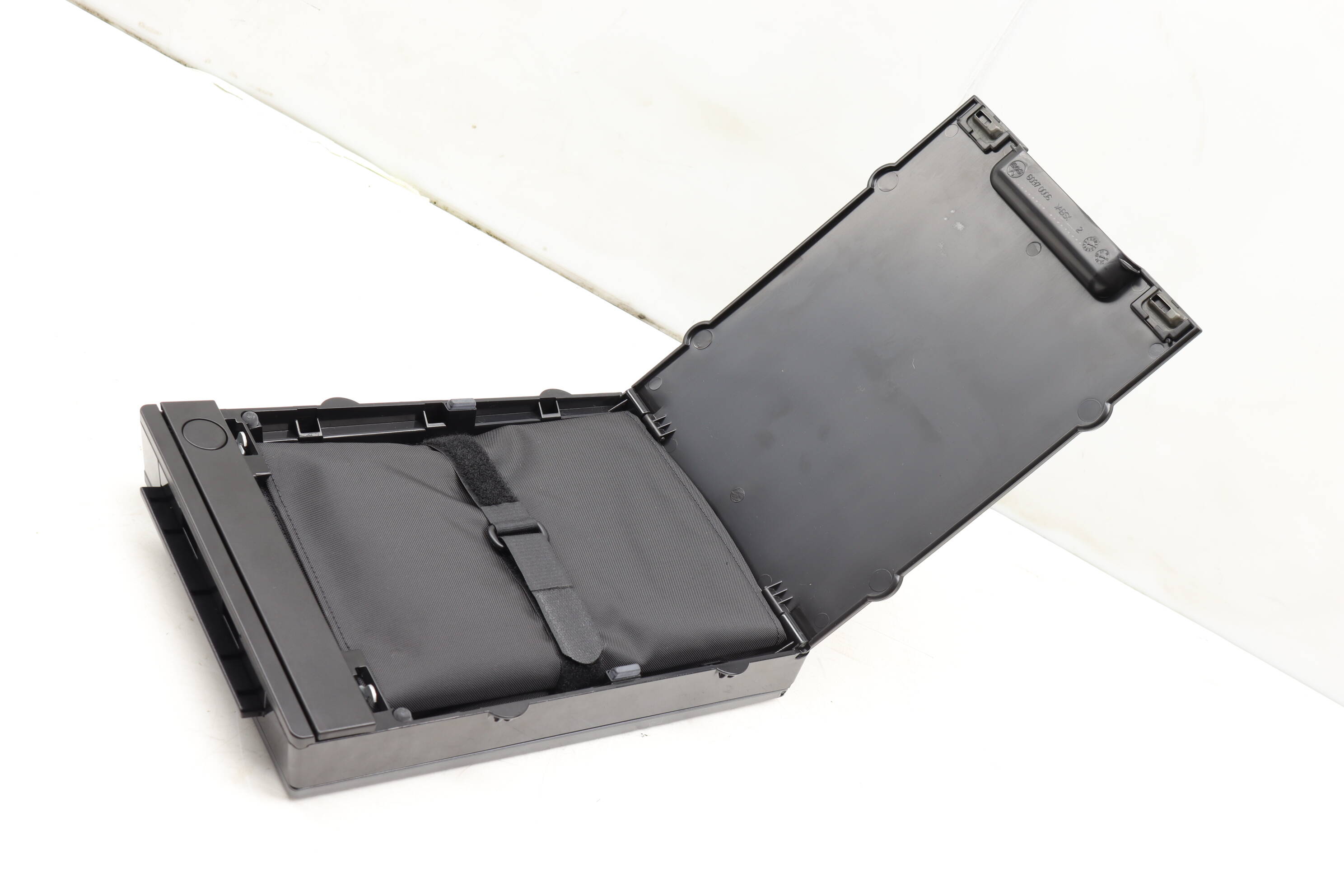 BMW Rear Seat Ski Bag 52209168956