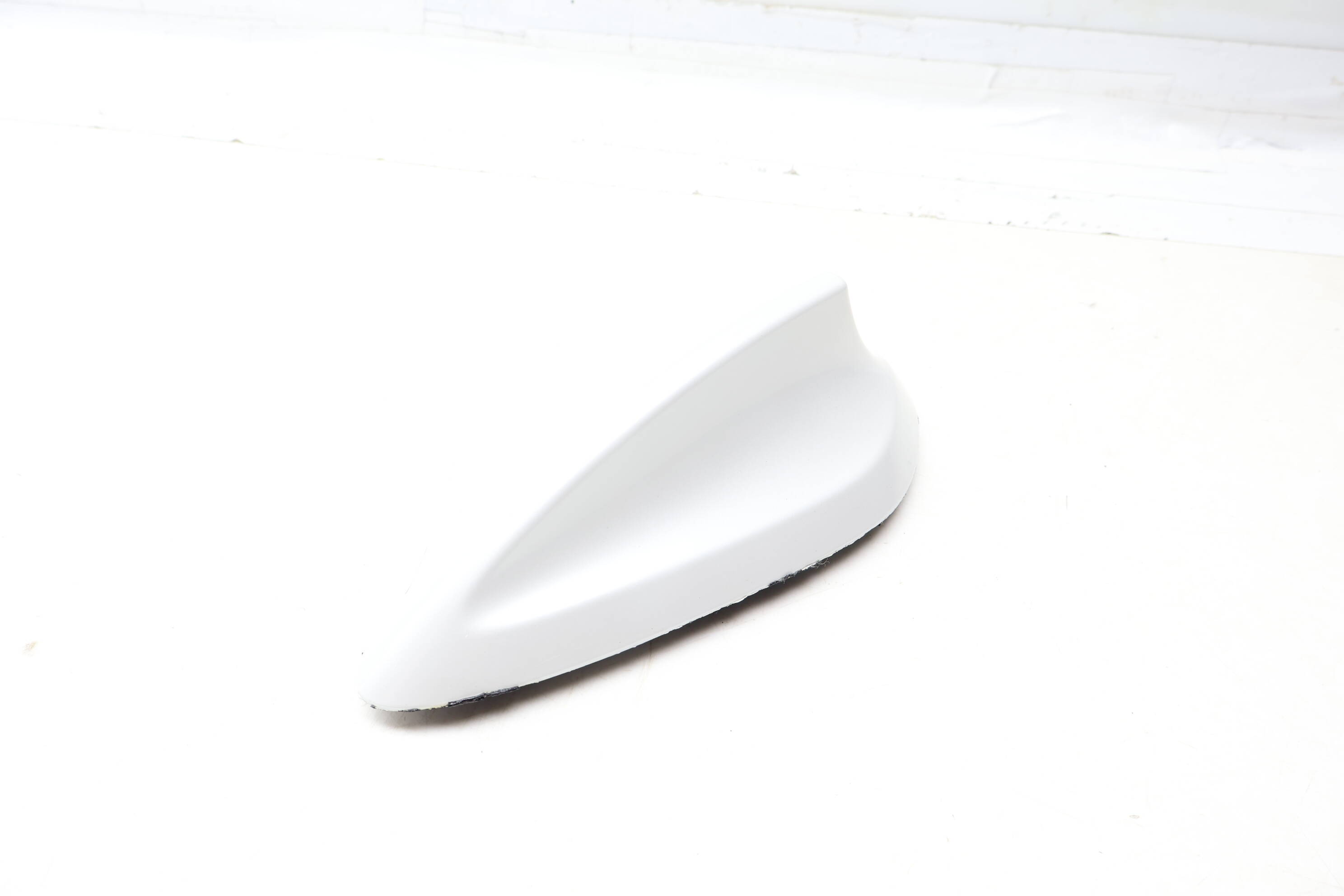 Shark Fin Cover / Roof Antenna Housing 65209371345