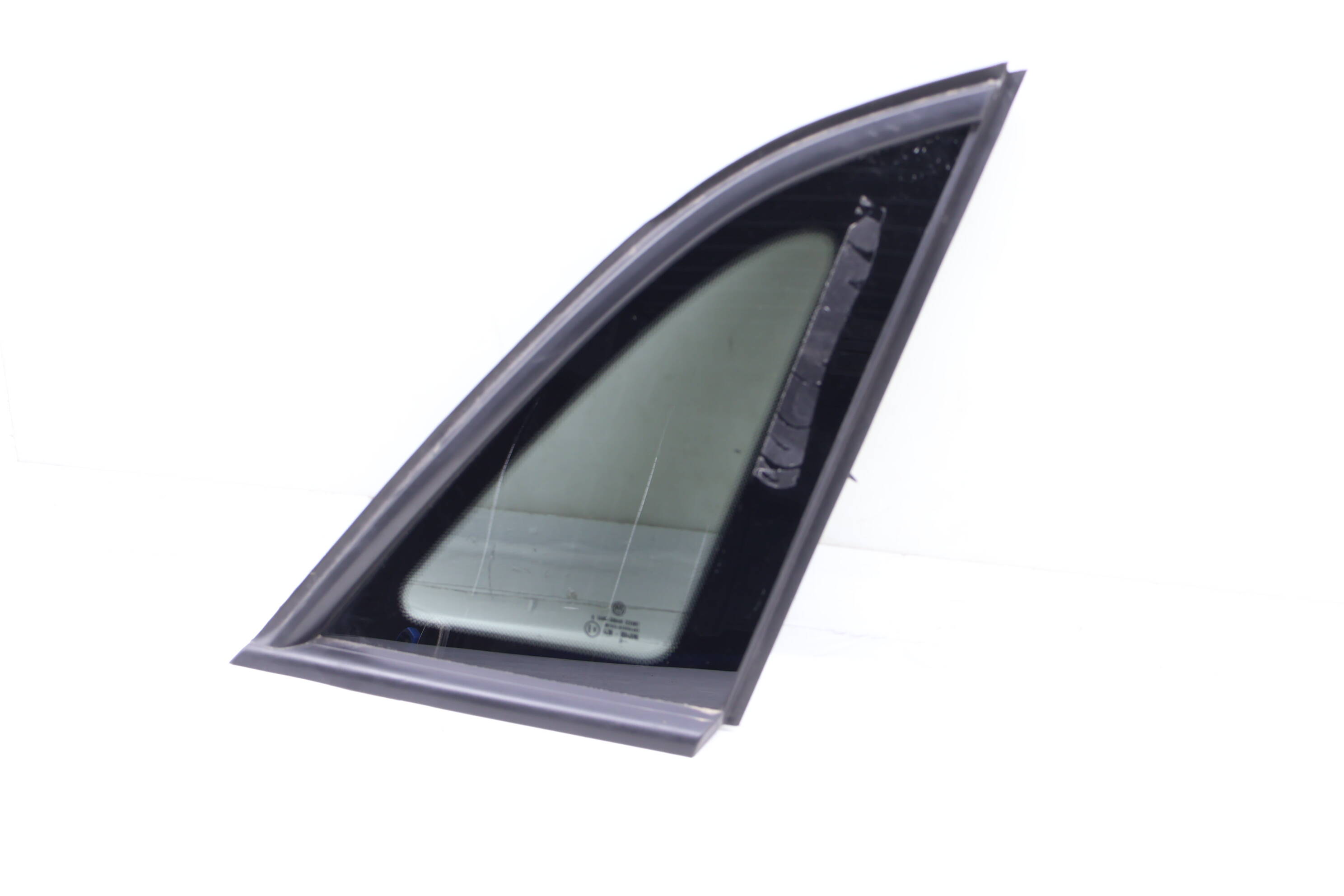 Side Quarter Window / Glass 11K845042