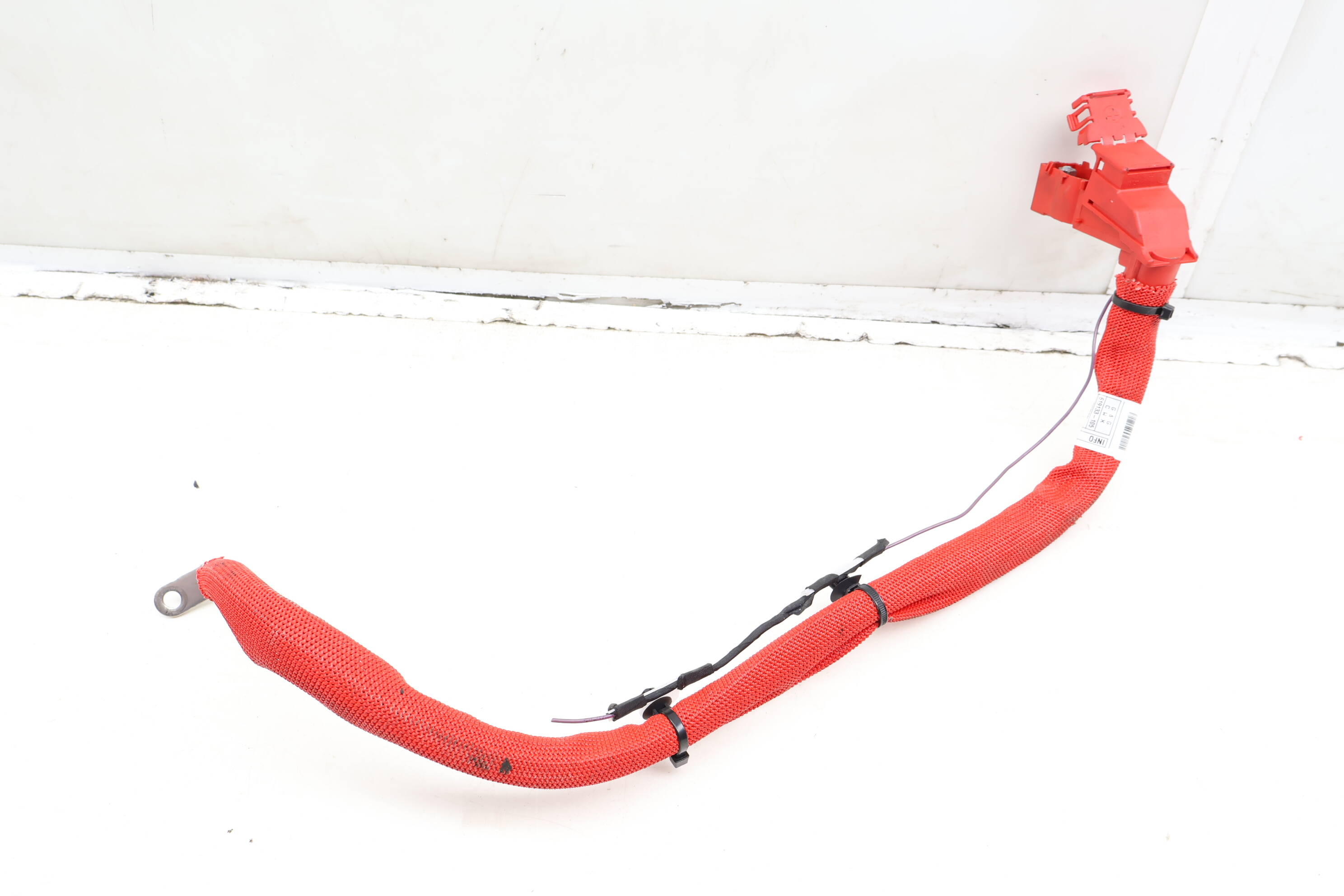 BMW Positive (+) Battery Cable (X4, X3) 61126839821