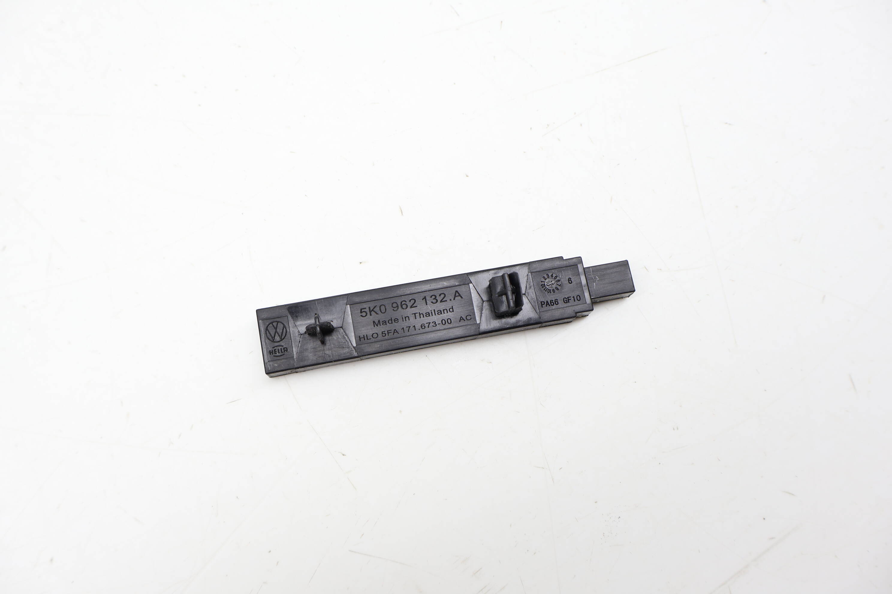Kessy / Keyless Entry Antenna 5K0962132A