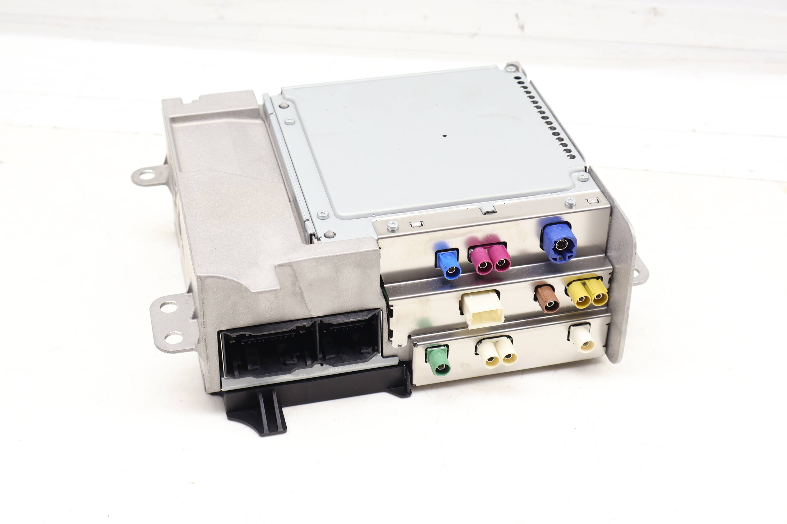 Radio / Stereo Receiver Head Unit 2539000809