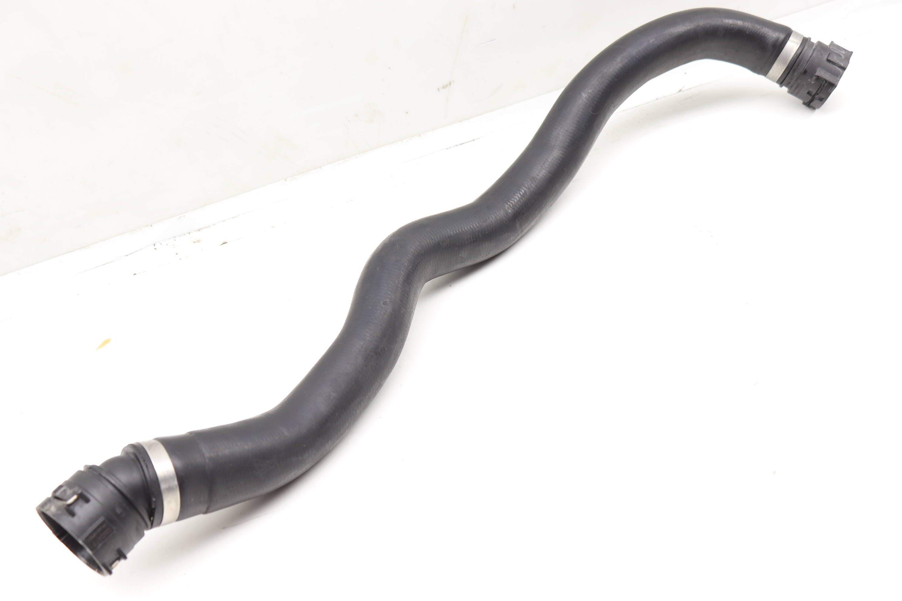 წყლის მილი ობობა