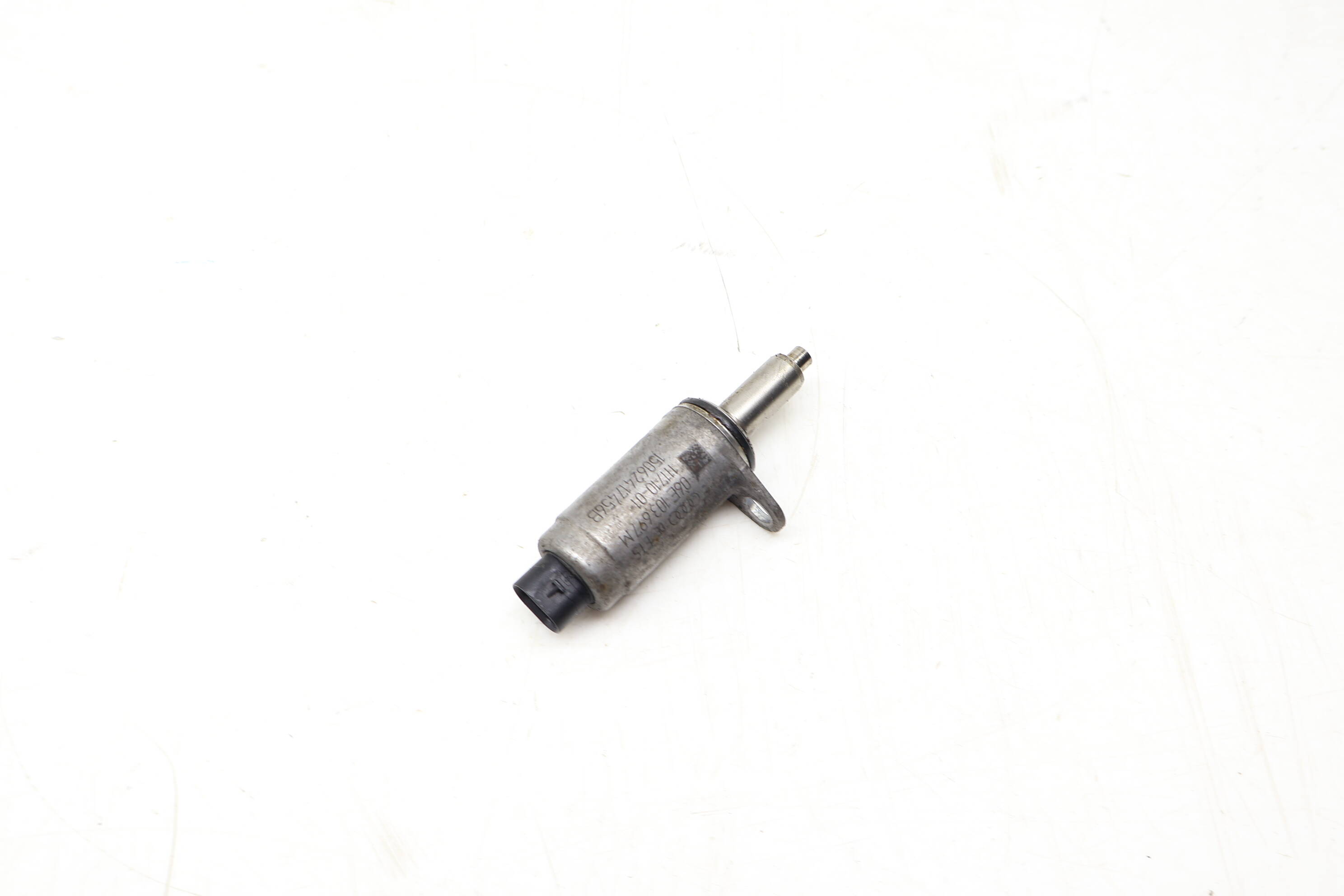 Cam Valve / Camshaft Adjustment Solenoid 06E103697M