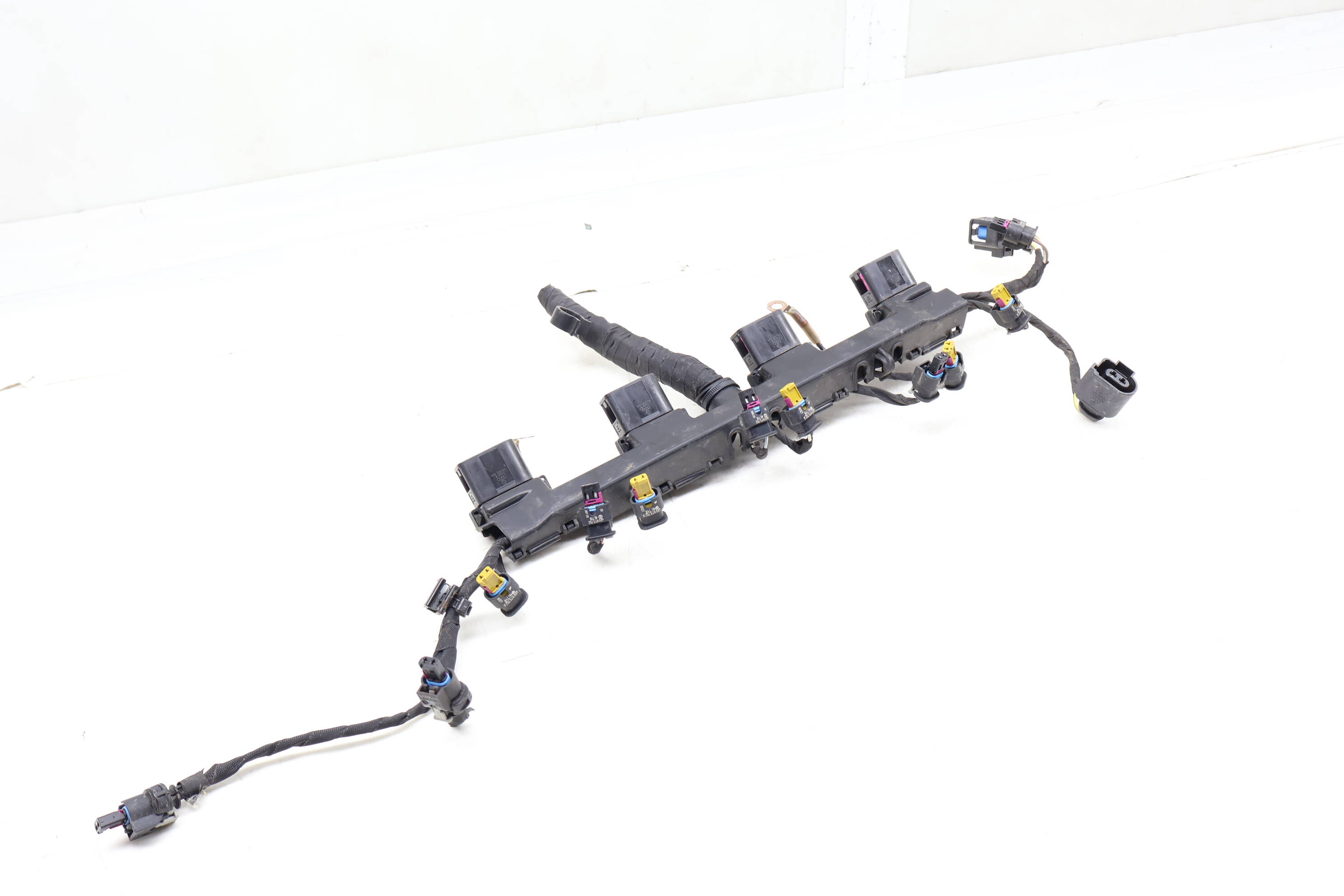 Engine&#x20;&#x2F;&#x20;Ignition&#x20;Coil&#x20;Wiring&#x20;Harness&#x20;06L971824K