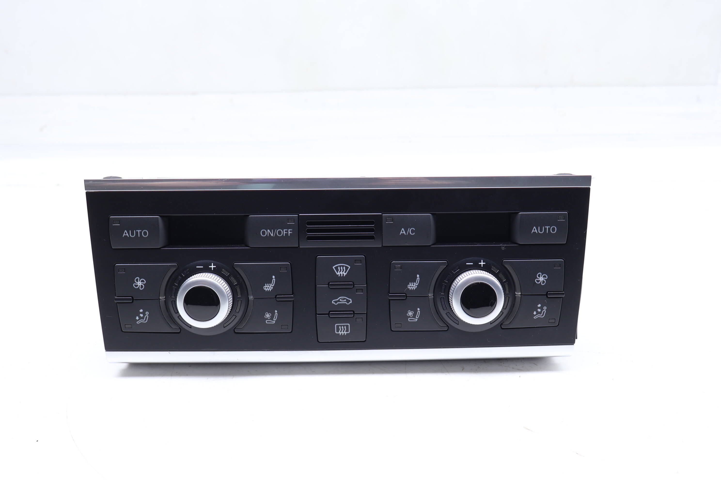 Ac Climate Control / Temp Unit 4L0820043AQ