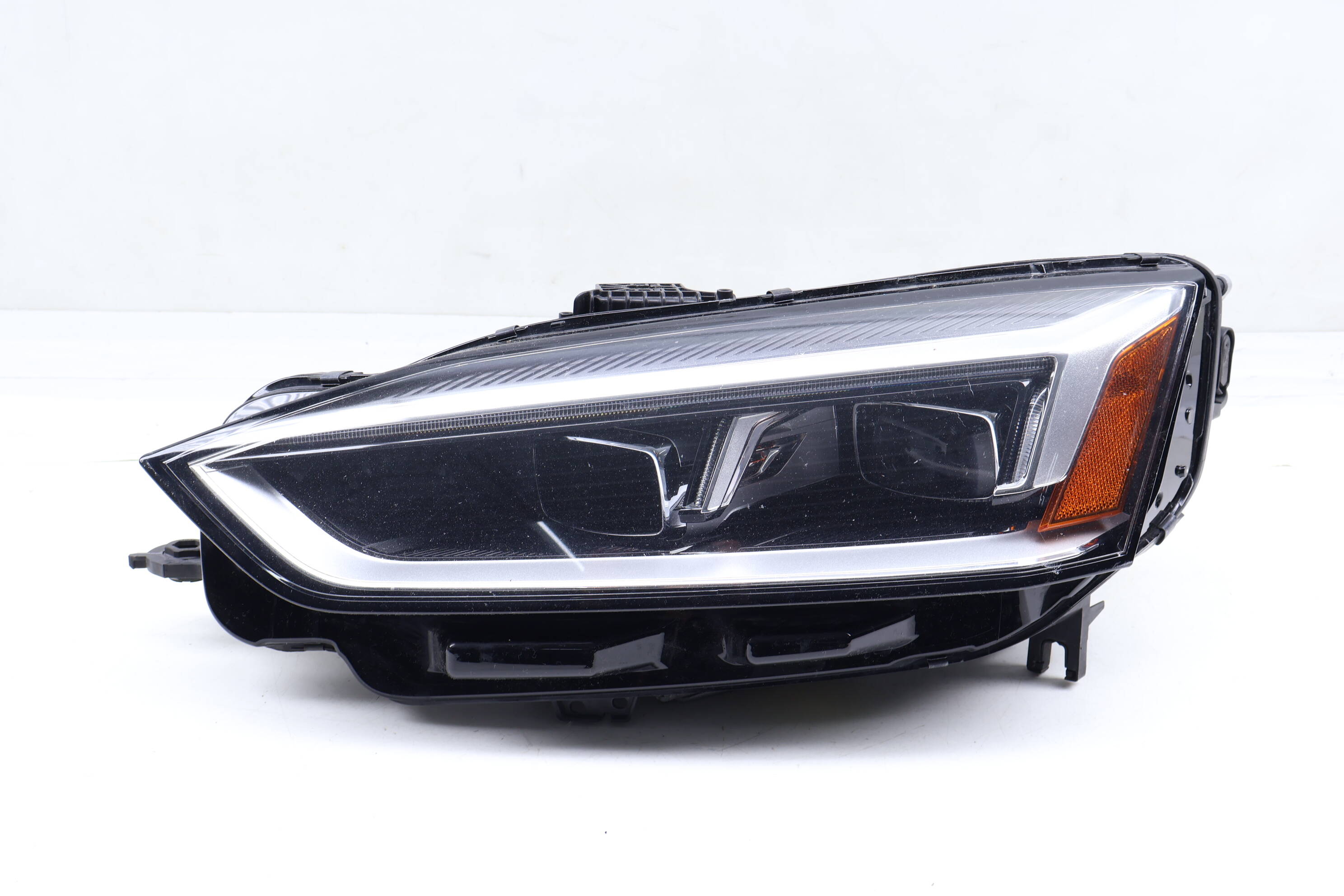 Led Headlight / Headlamp 8W6941033F