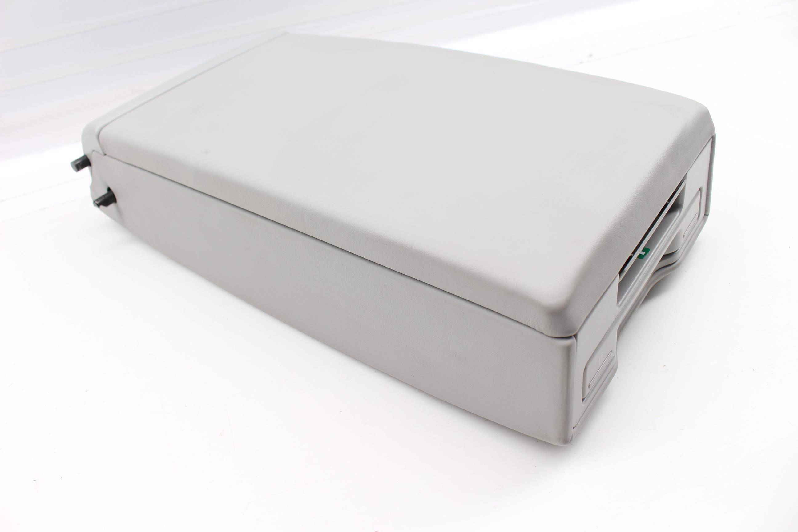 Center Armrest / Cup Holder 8E0885081L