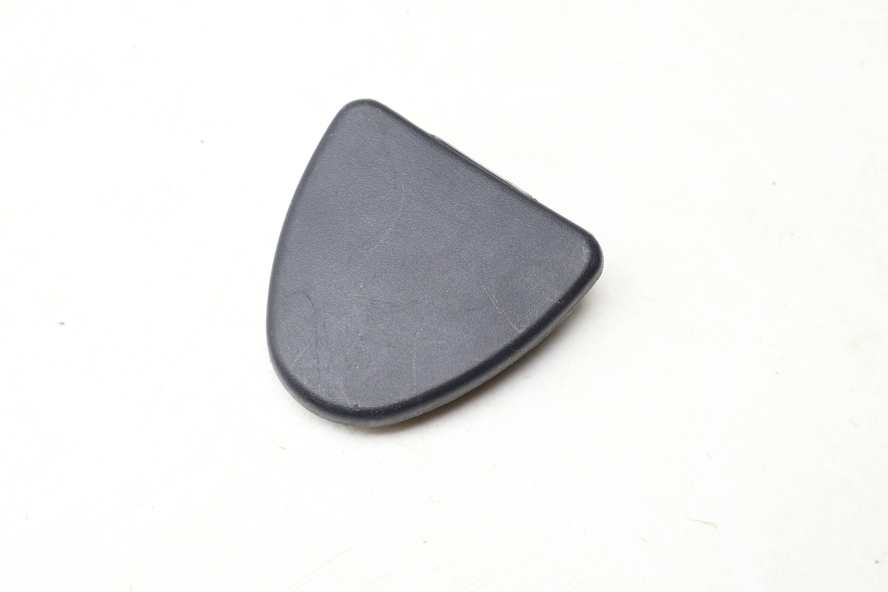 Lower Seat Belt Trim Cover 8N0857763