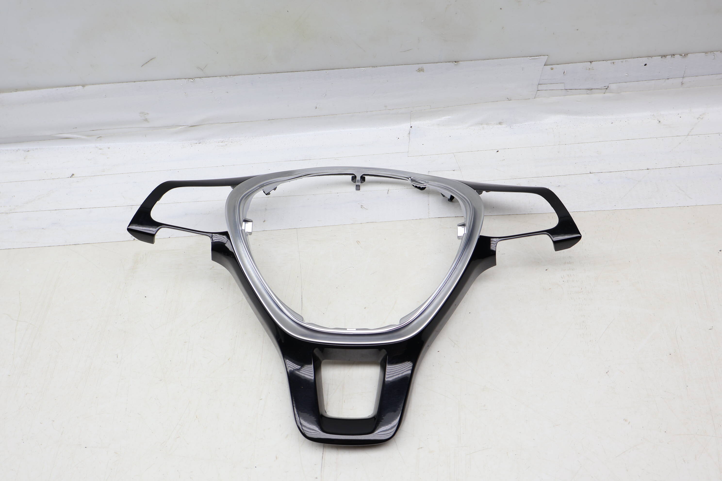 Steering Wheel Trim 6C0419685B