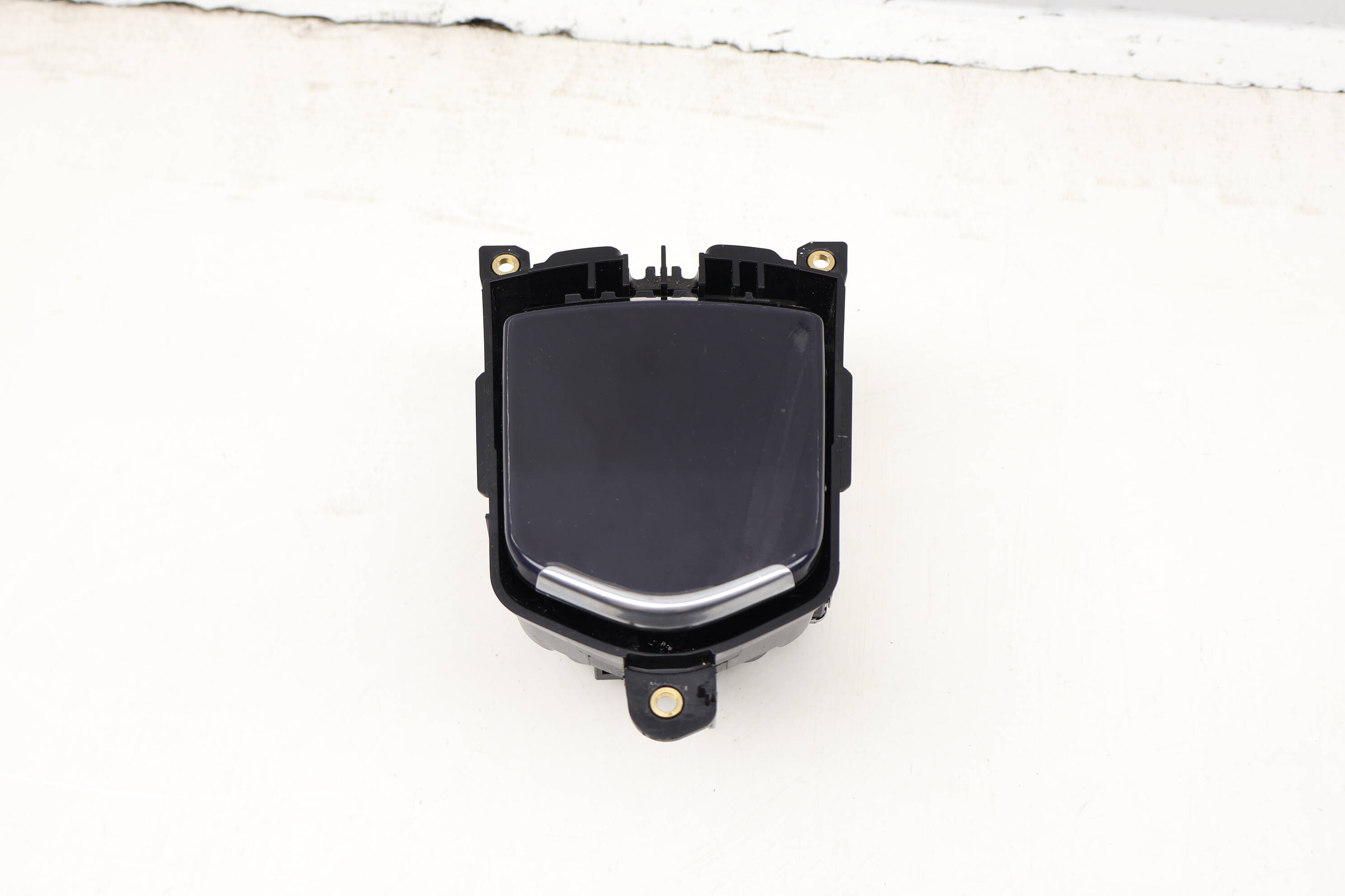 Center Ashtray W/ Cover Trim 97055335100