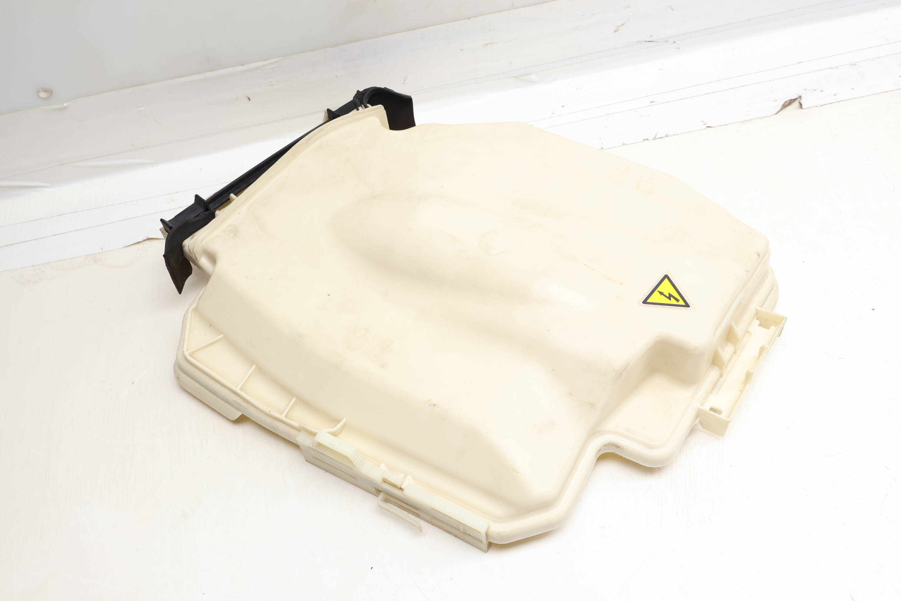 Dme / Ecu / Engine Module Housing Cover 12907544575