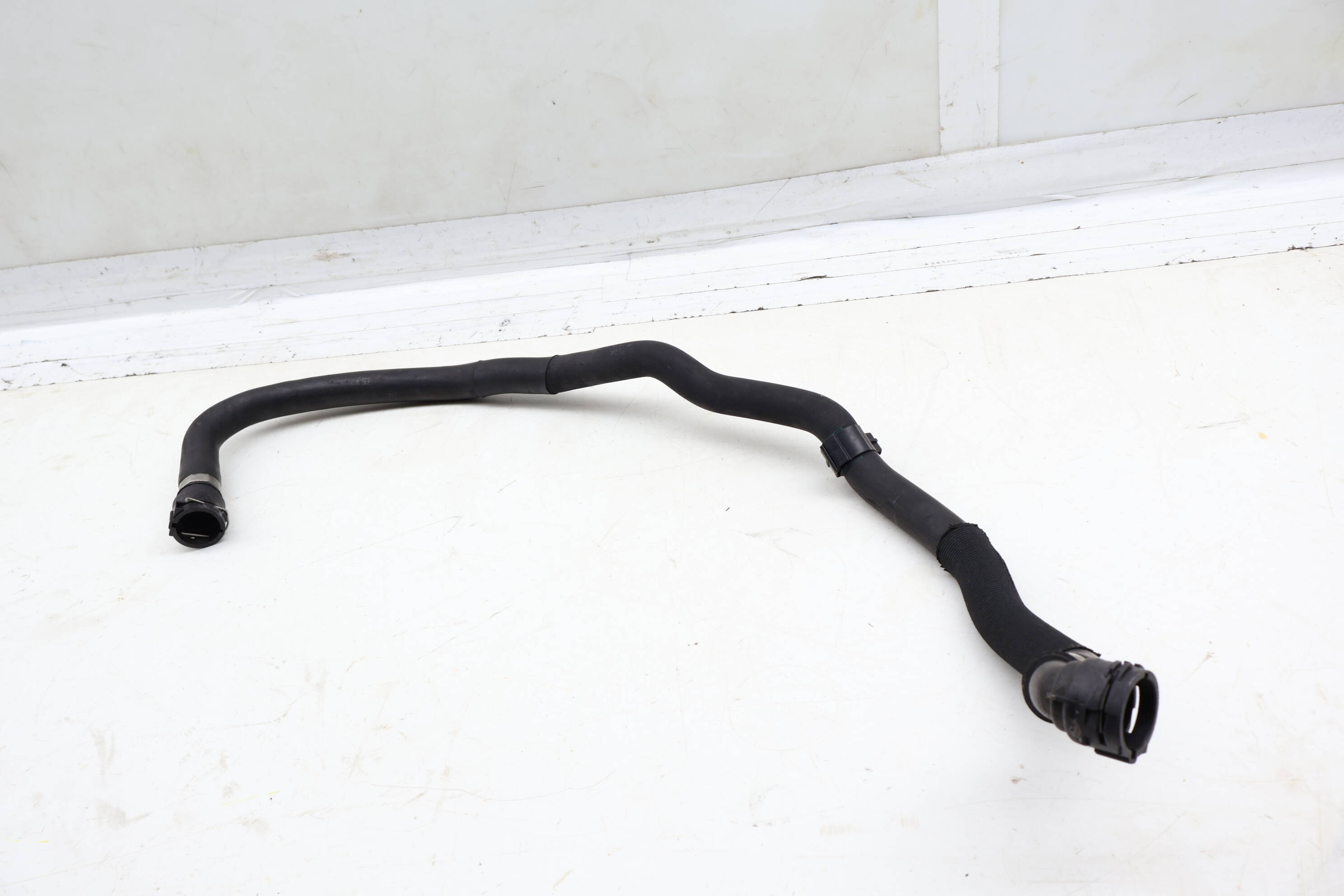 Heater Coolant Hose / Line 64216960026