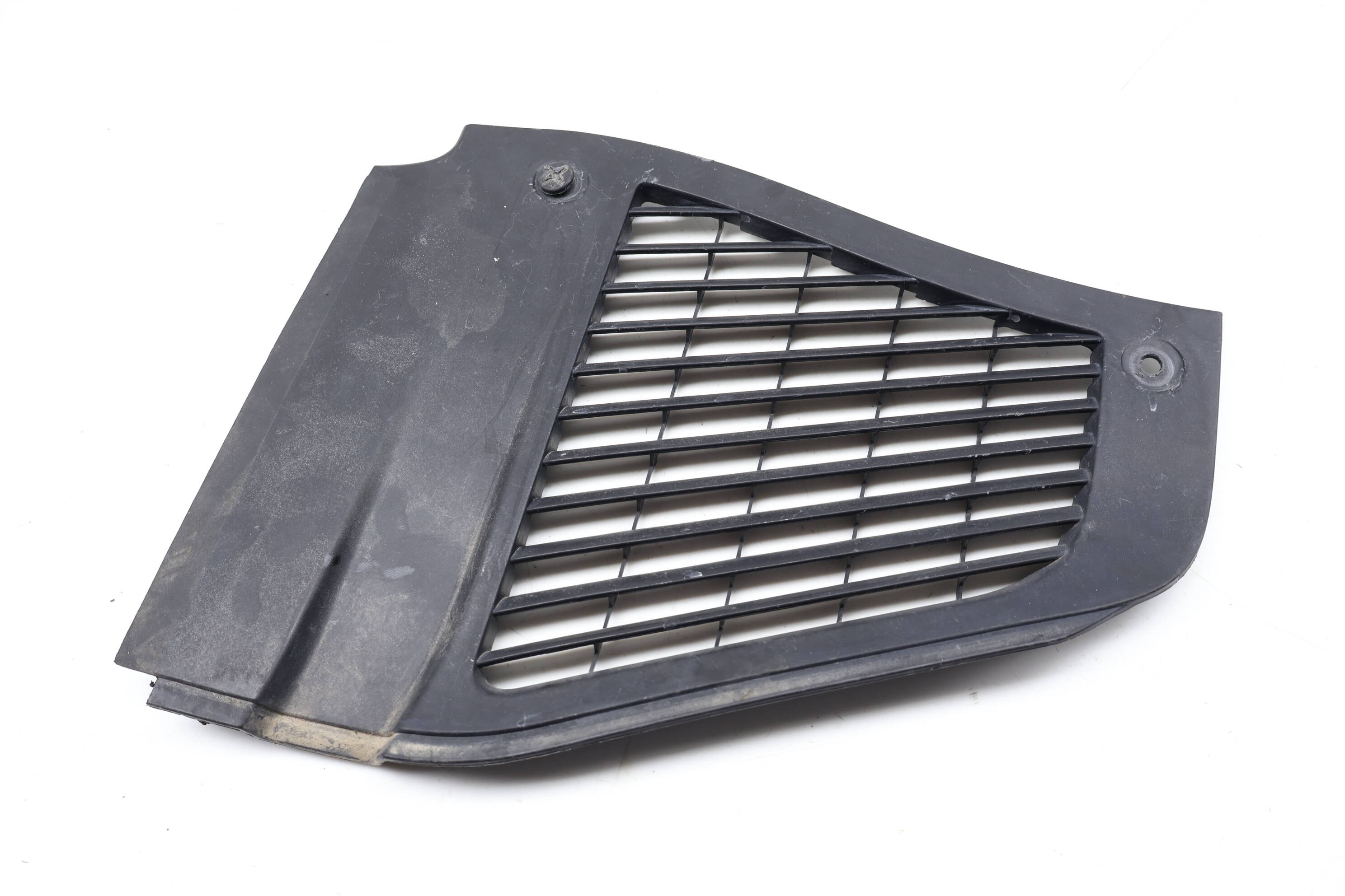 Windshield Cowl / Rain Tray 7L5819729B 95557272900