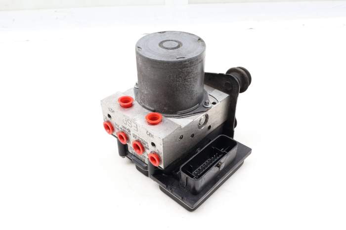 Abs Pump / Module Unit 8T0614517H main product photo