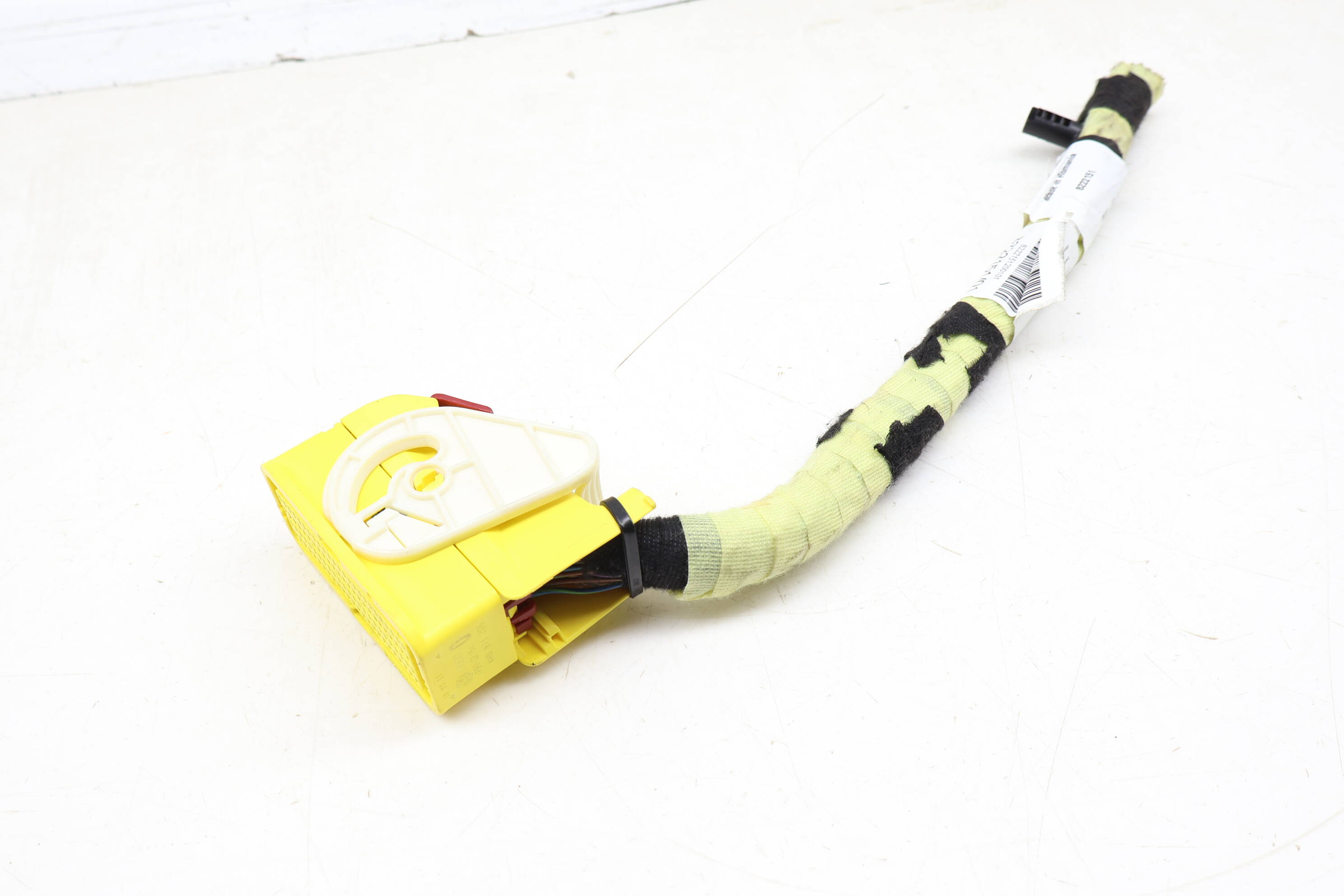 Airbag Control Module Wiring Plug Connector / Pigtail 4H0973206