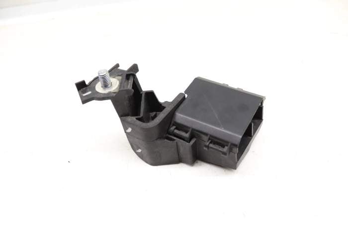 Positive Battery Terminal / Junction Box 61139289970 main product photo