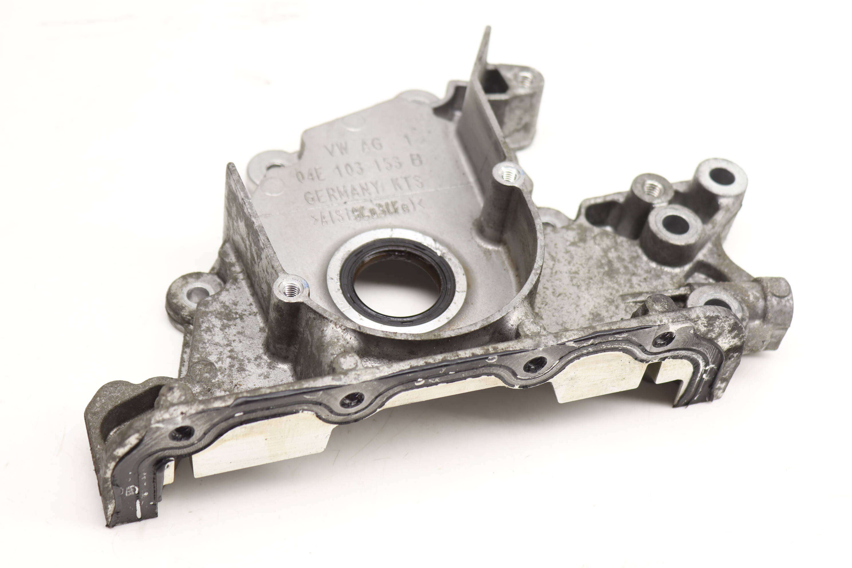 Engine Sealing Flange / Plate 04E103153B