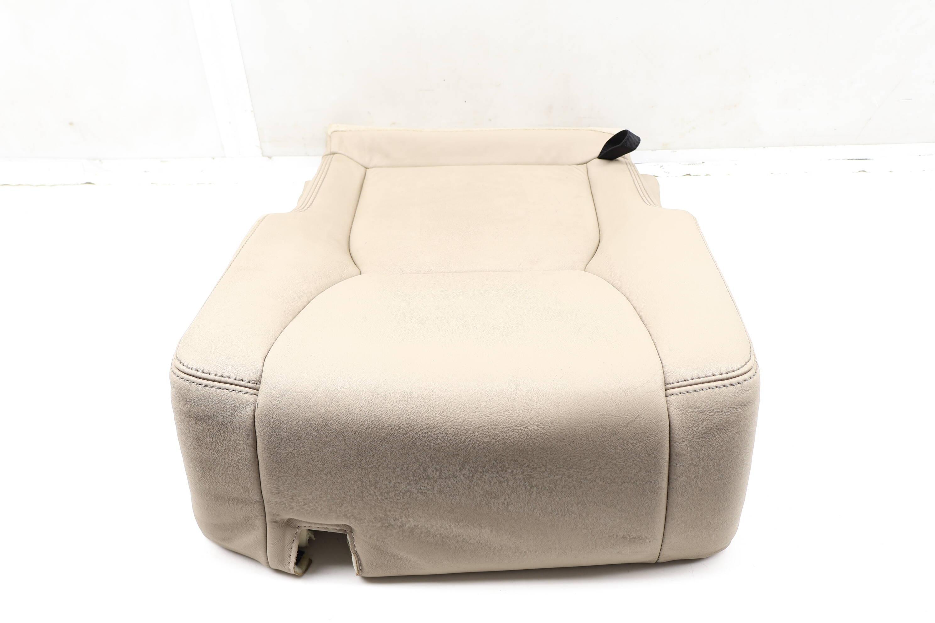 Lower Center Seat Bottom Cushion (2Nd Row) LR013269