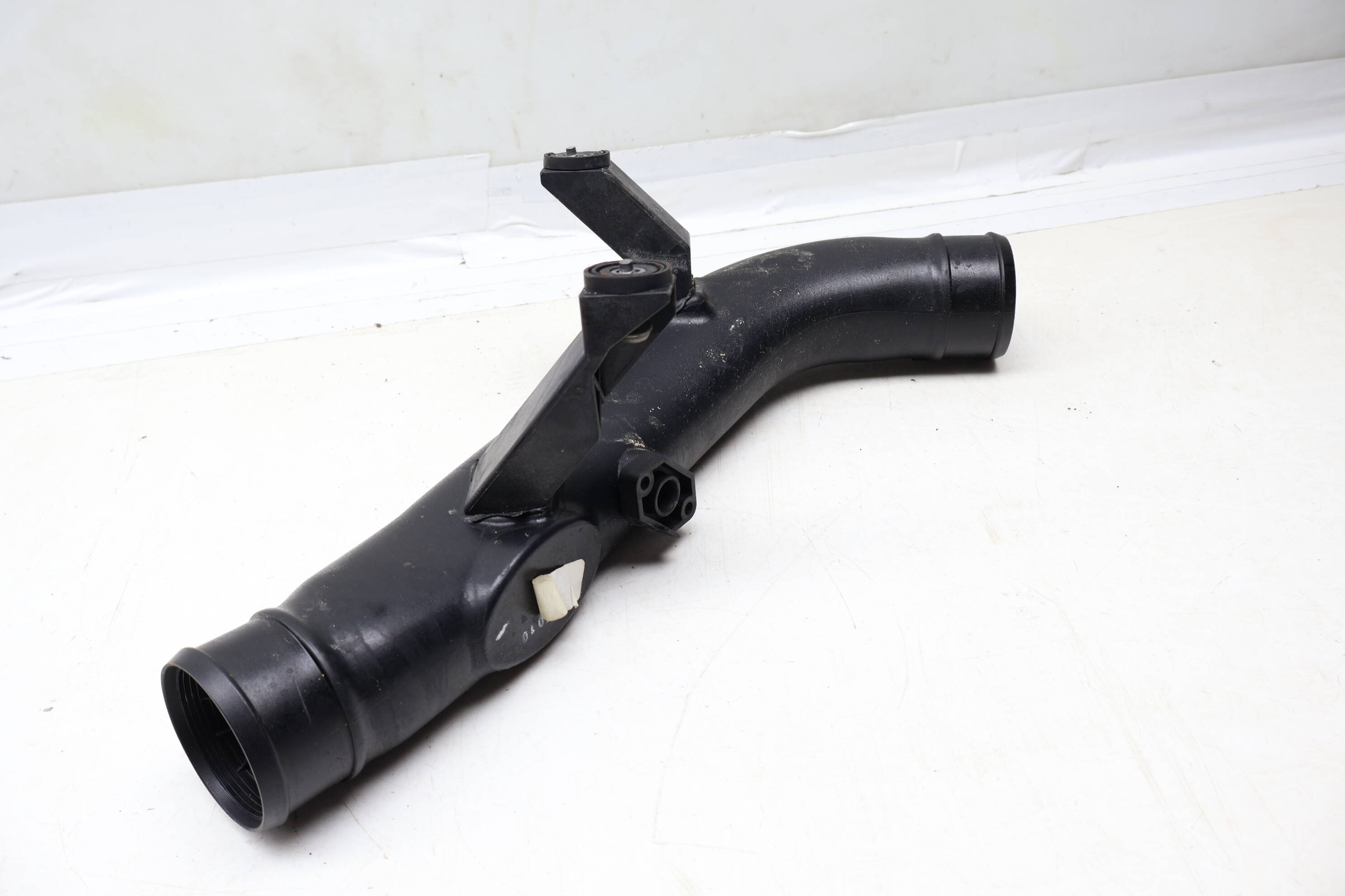 Turbo Intercooler Pipe / Tube 1K0145770AJ