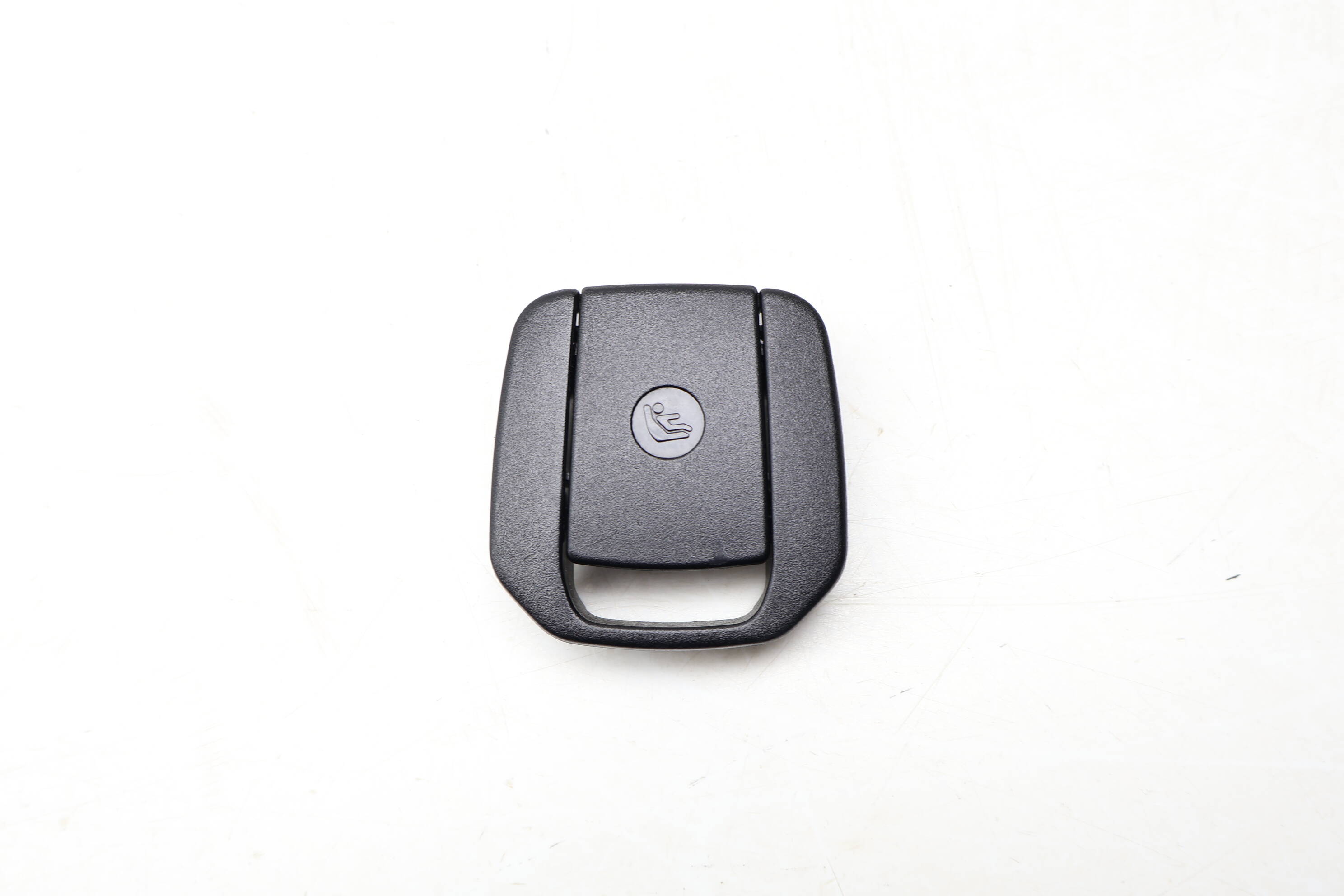 Isofix&#x20;&#x2F;&#x20;Child&#x20;Seat&#x20;Hook&#x20;Cover&#x20;52207118673
