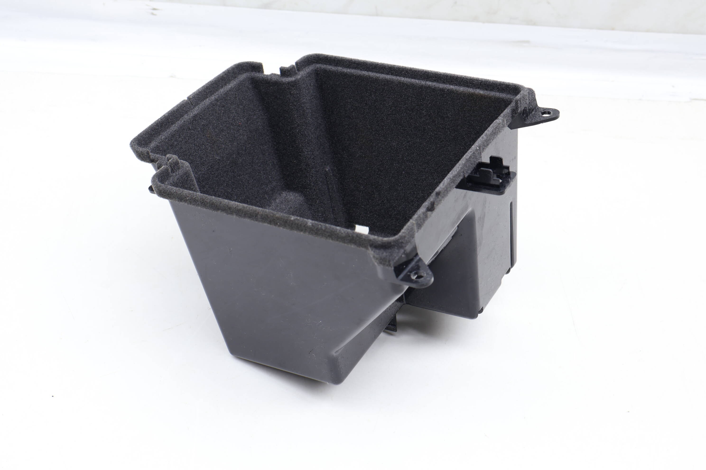 Center Console Storage Bin 95B857232A